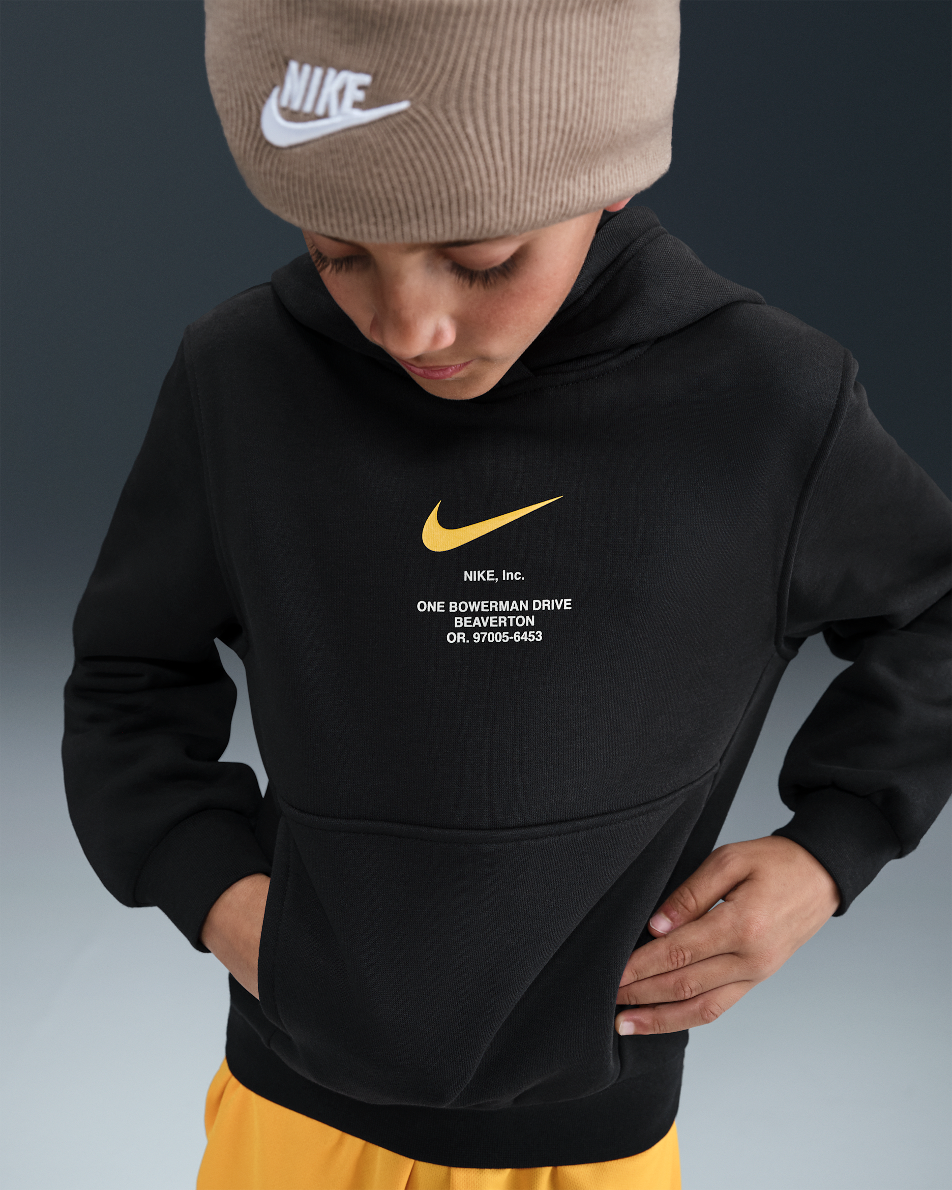 Nike Sportswear Club Fleece Hoodie voor jongens - Zwart/University Gold