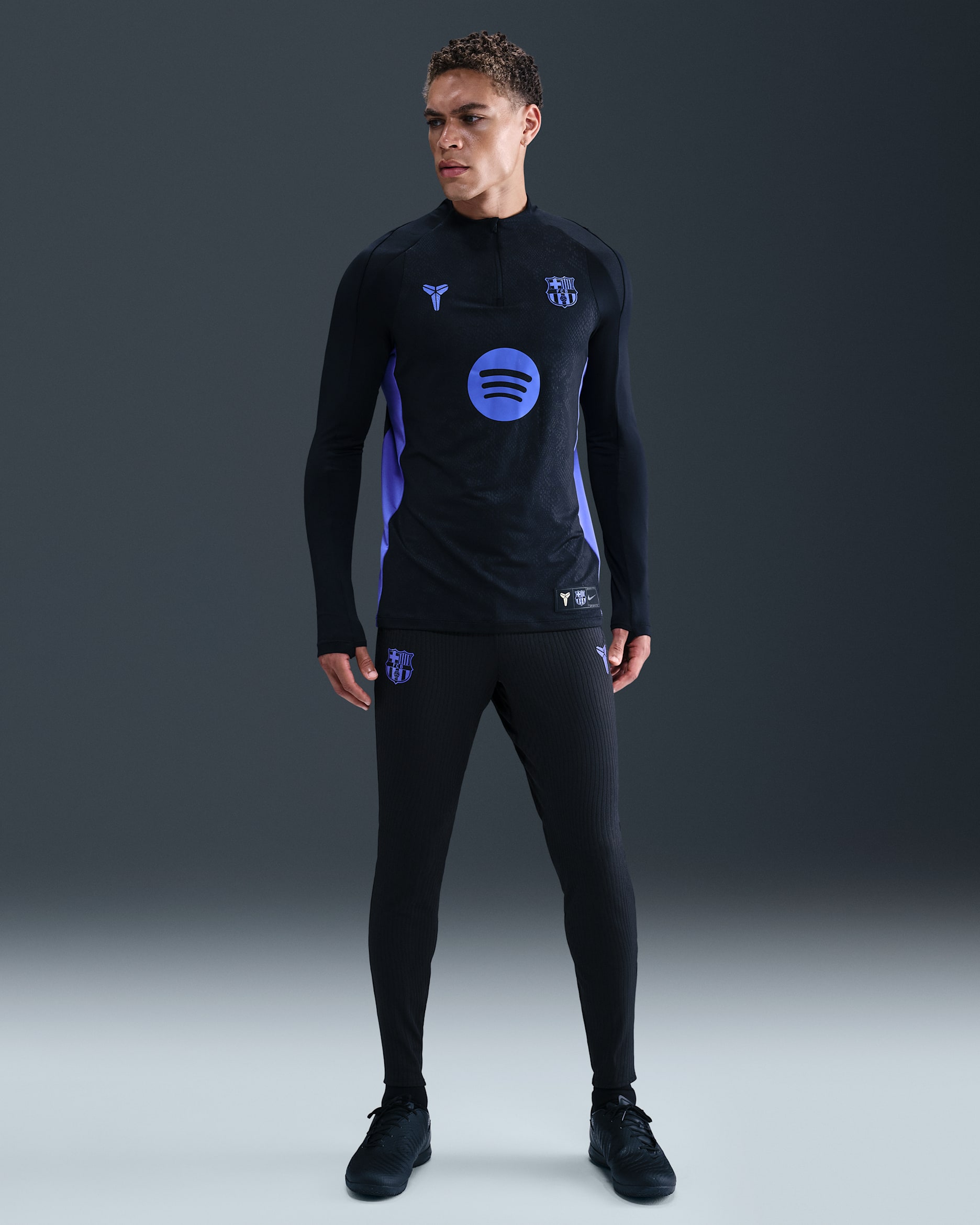 Pantaloni da calcio in maglia Kobe Dri-FIT ADV FC Barcelona Strike Elite Away – Uomo - Nero/Persian Violet