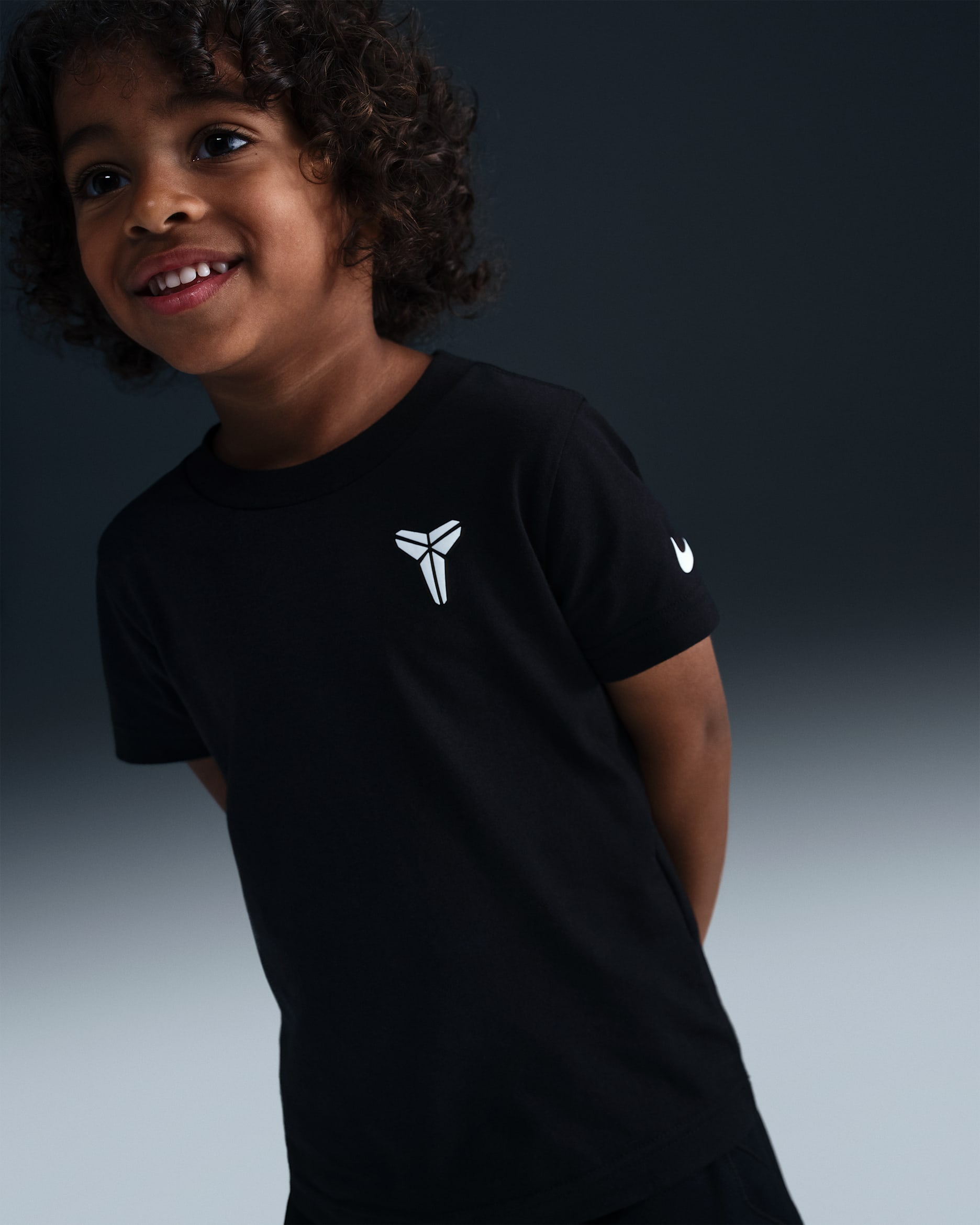 ナイキ ベビー コービー Tシャツ - ブラック