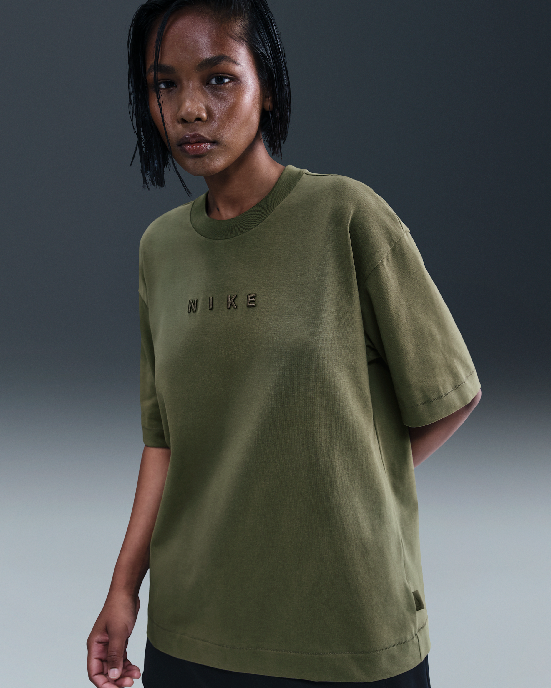 Nike Sportswear Women's Oversized Short-Sleeve T-Shirt - Medium Olive