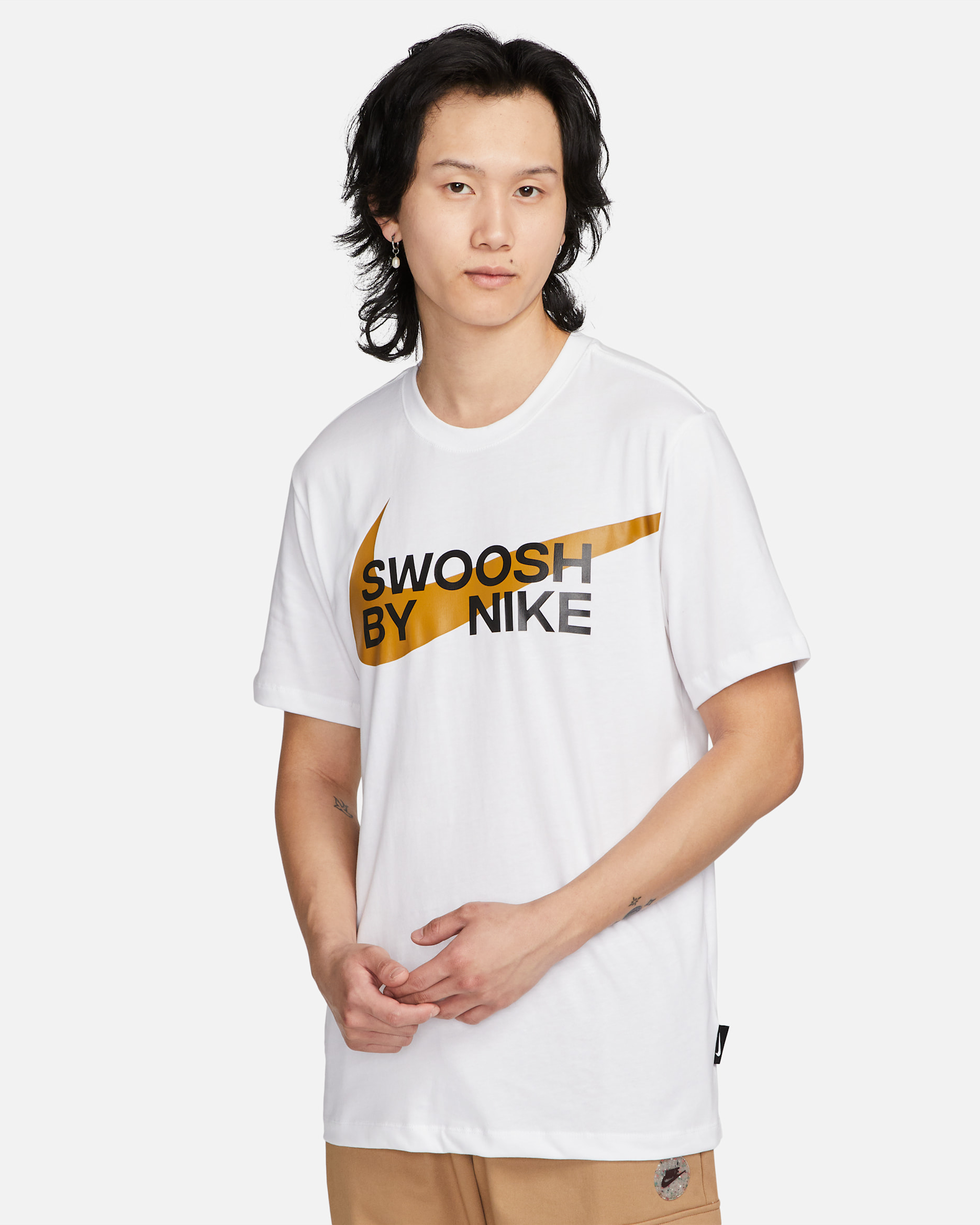 Nike Sportswear 男款 T 恤 - 白色