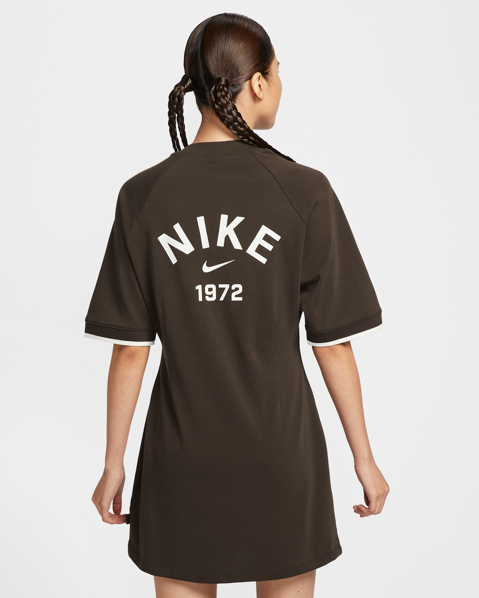 ナイキ スポーツウェア コレクション ウィメンズ Tシャツ ドレス - ベルベットブラウン/セイル