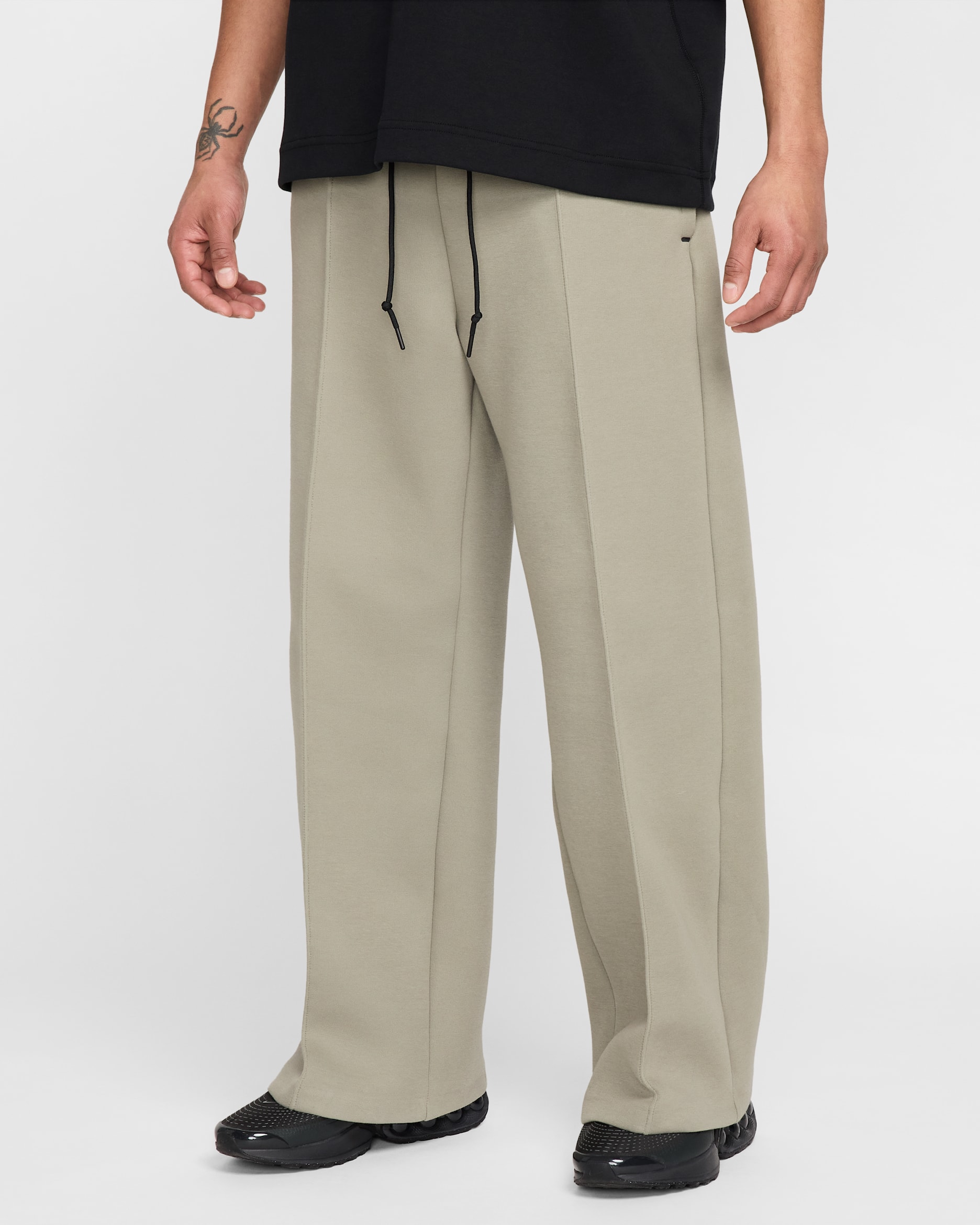 Nike Tech Men's Wide-Leg Fleece Pants - Light Army/Black