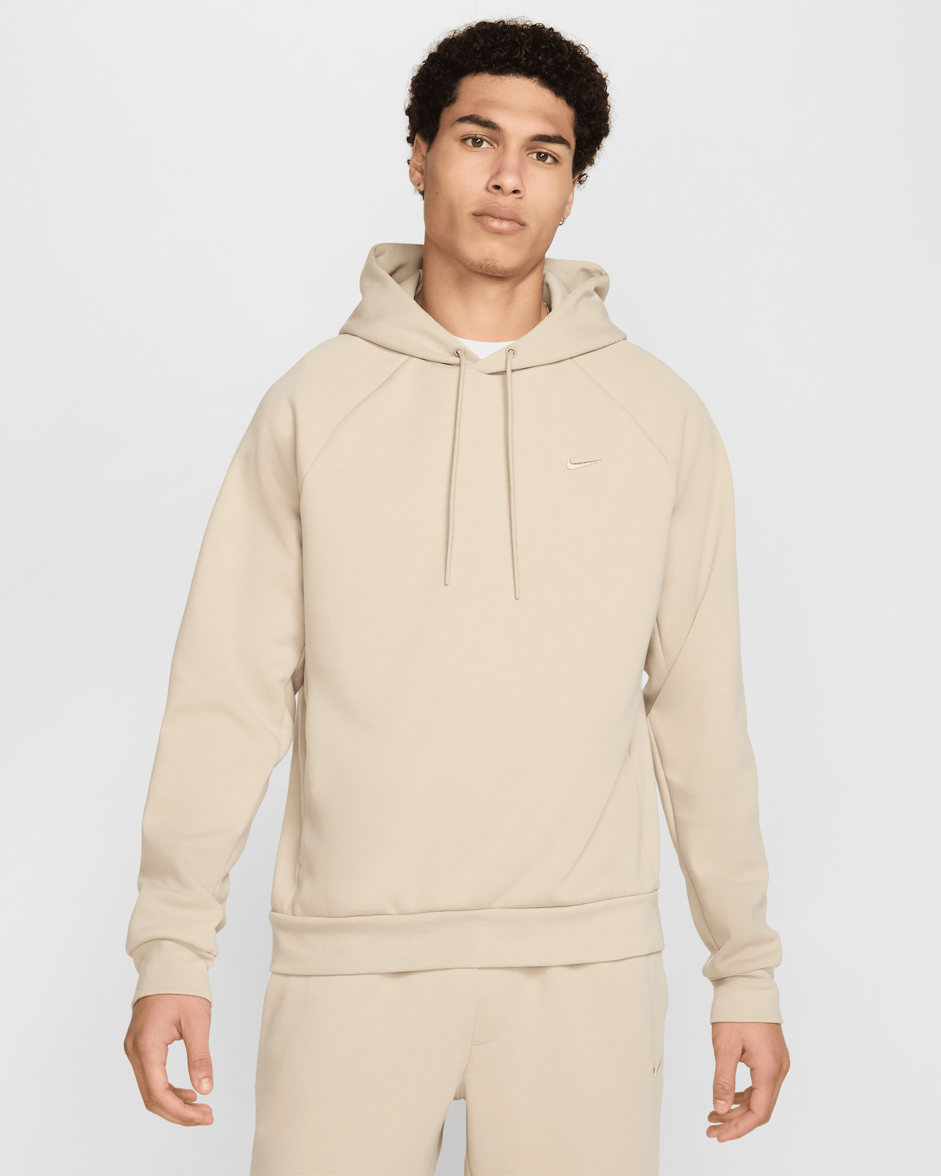 Nike Primary Fleece Sudadera con gorro sin cierre de alto rendimiento Dri-FIT con protección UV para hombre - Caqui desierto/Caqui desierto