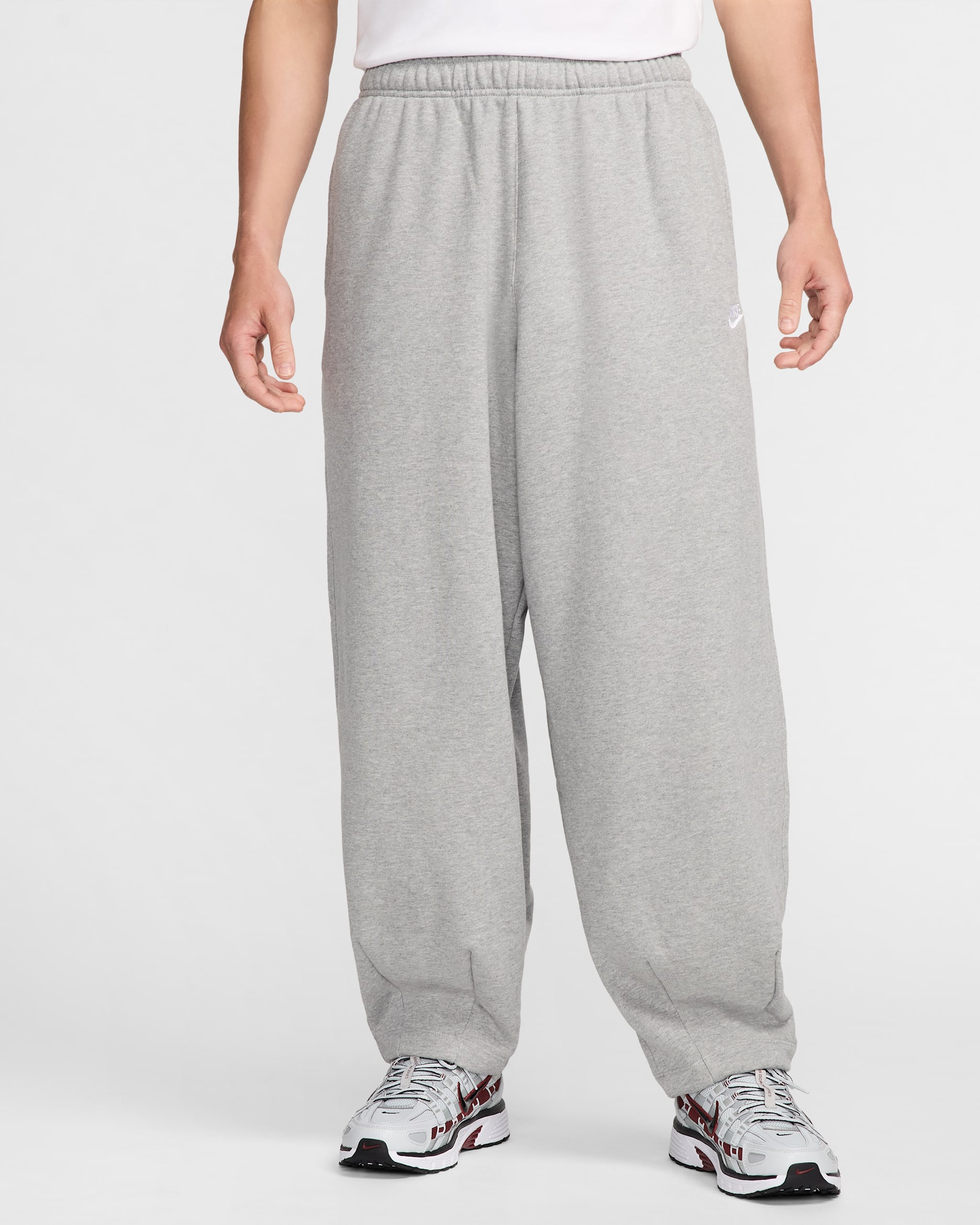 กางเกงขายาวผ้าเฟรนช์เทรีขนาดโอเวอร์ไซส์ผู้ชาย Nike Club Fleece - Dark Grey Heather/Light Smoke Grey/ขาว