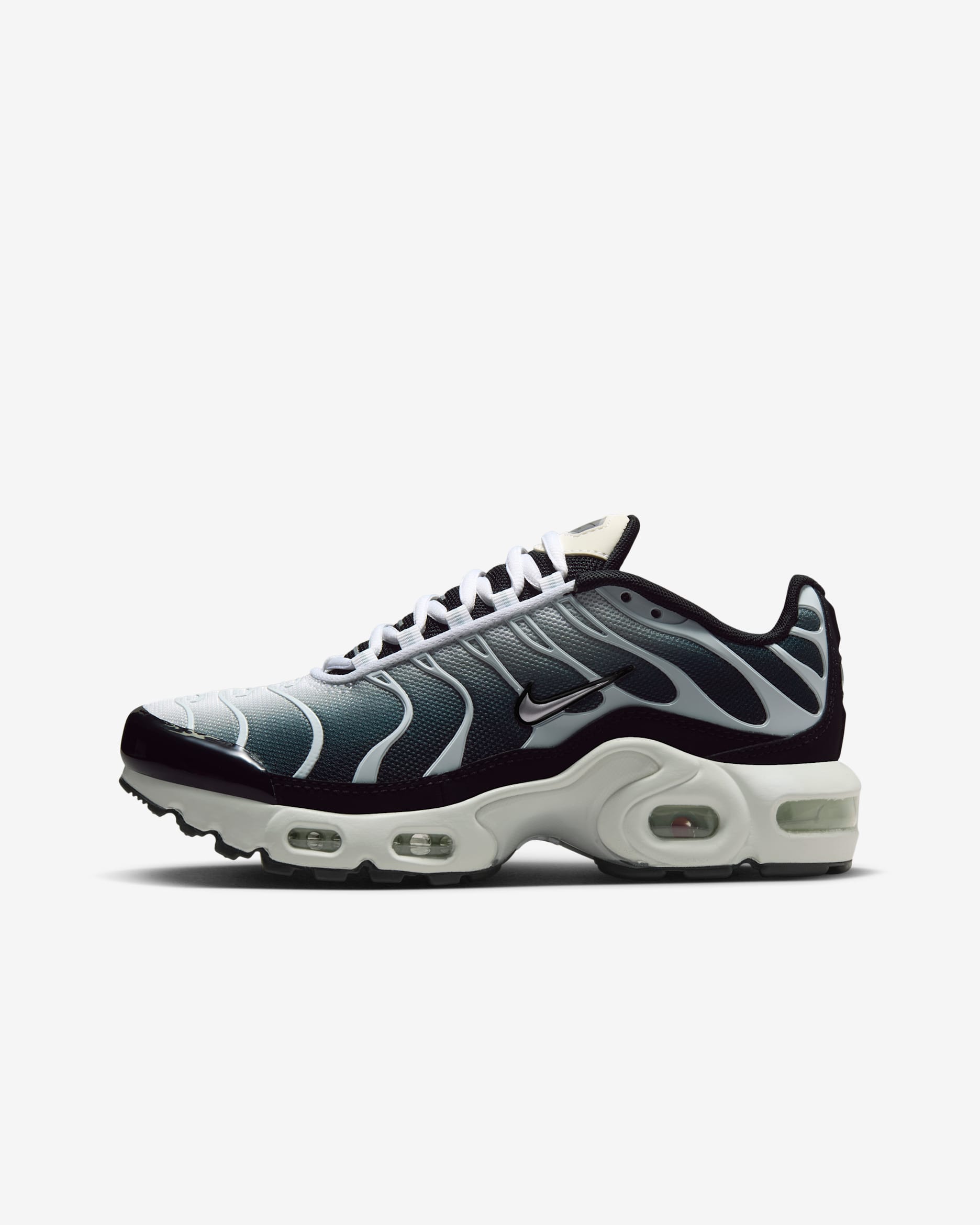 รองเท้าเด็กโต Nike Air Max Plus - ดำ/ขาว/Sail/Metallic Cool Grey
