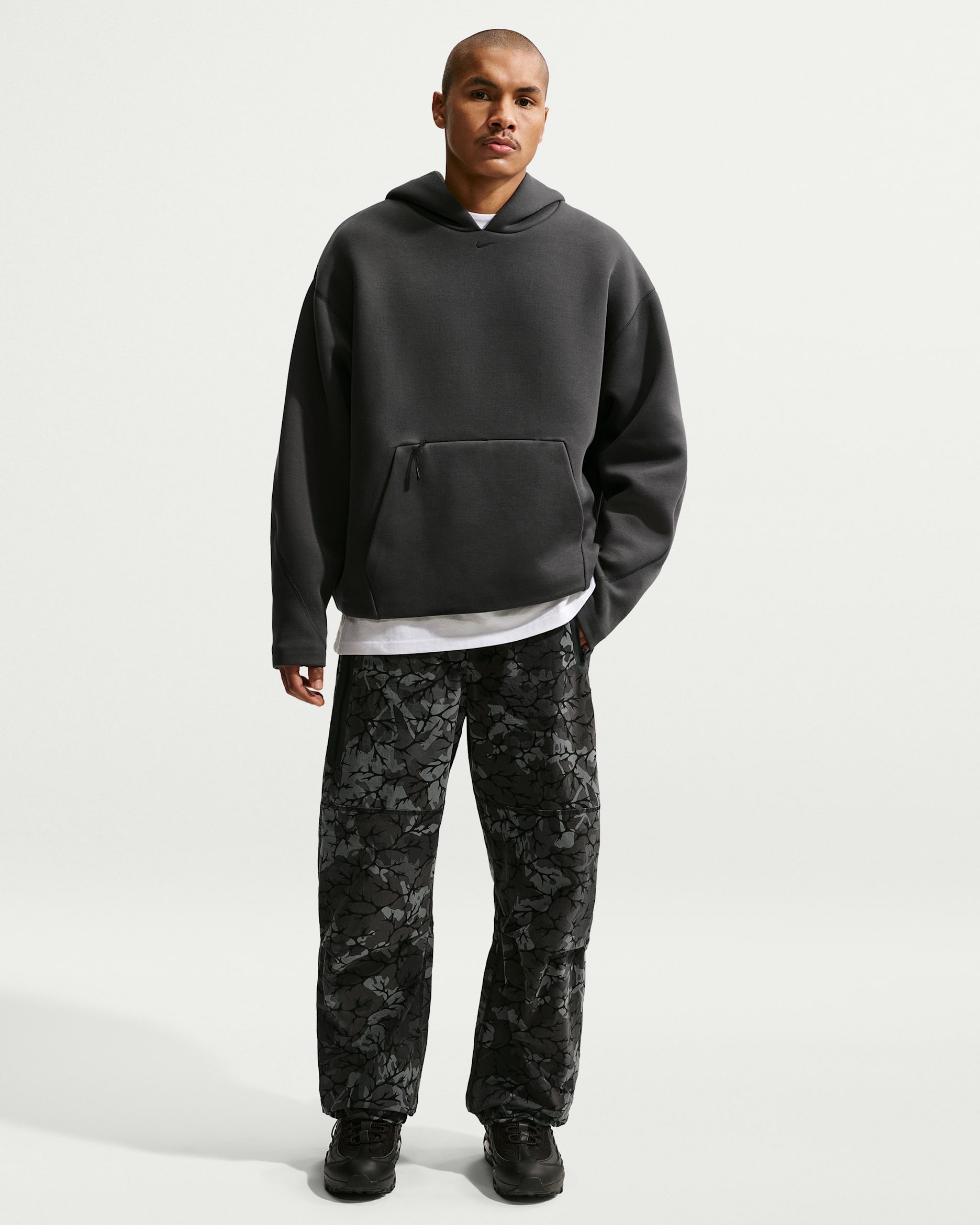 Pants de tejido Woven Dri-FIT para hombre Nike Tech - Negro/Negro