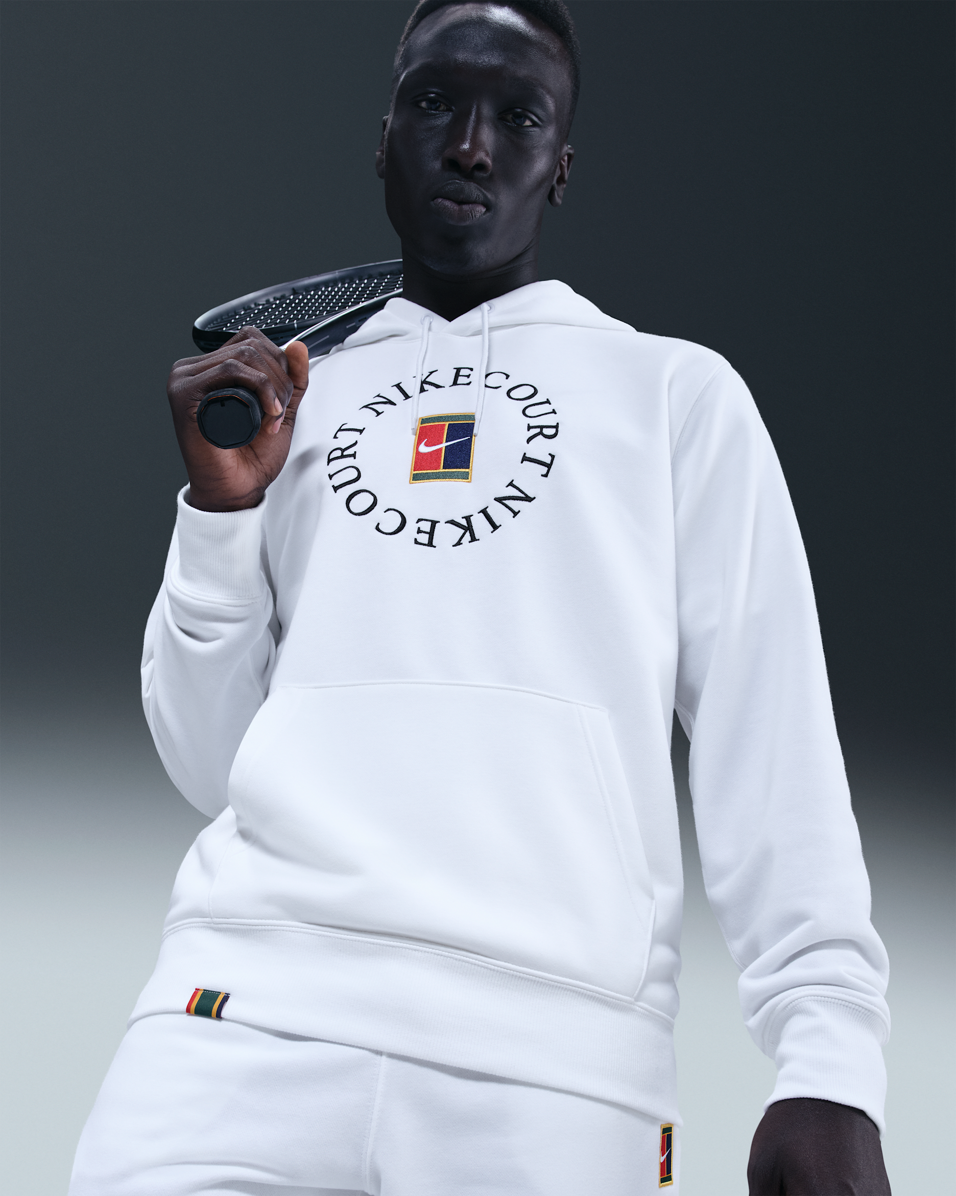 NikeCourt Heritage Dri-FIT tennishettegenser i frotté til herre - Hvit/Svart