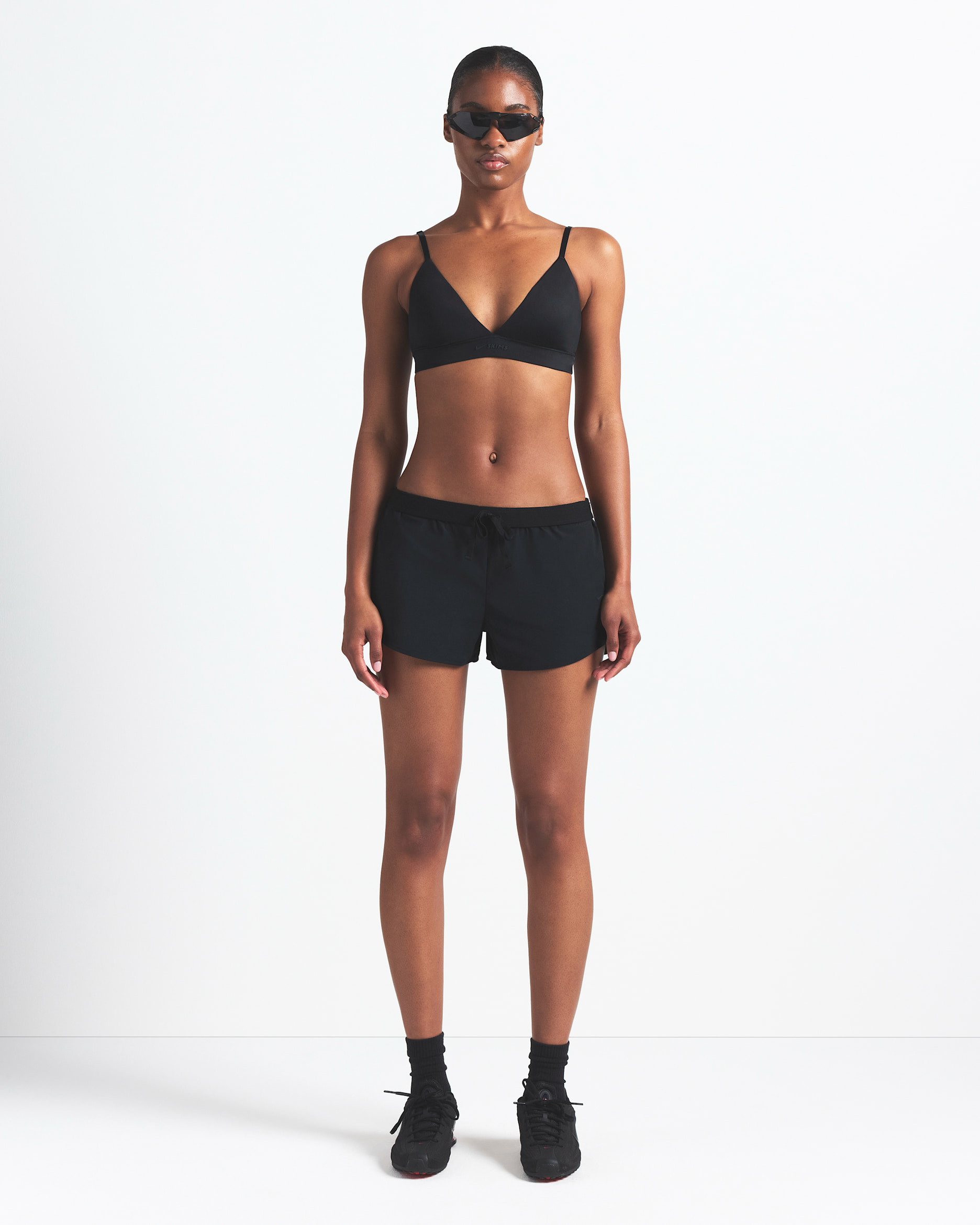 NikeSKIMS Woven Nylon Women's 2.5" Runner Shorts - NSKM OBSIDIAN