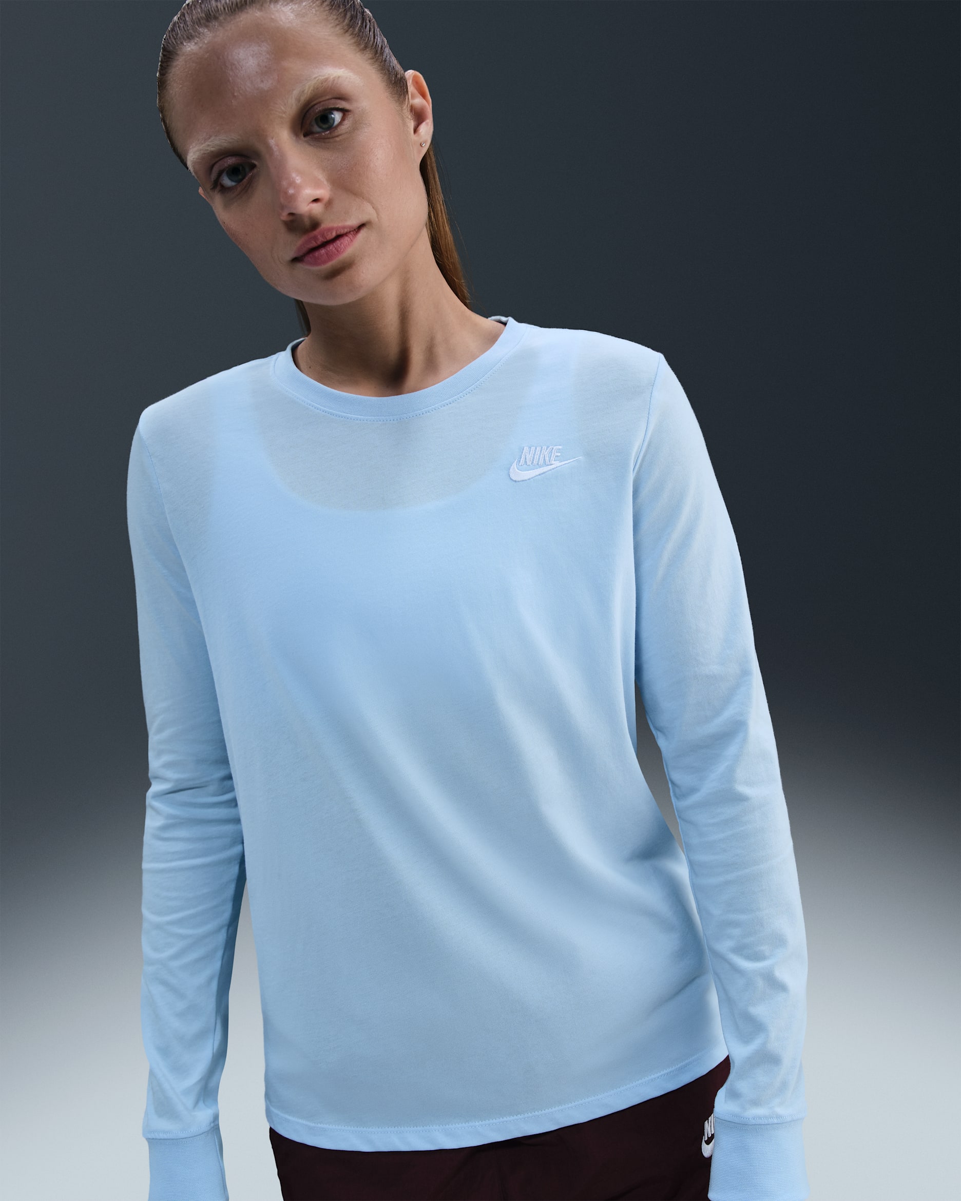 Nike Sportswear Club Women's Long-Sleeve T-Shirt - Celestine Blue/White