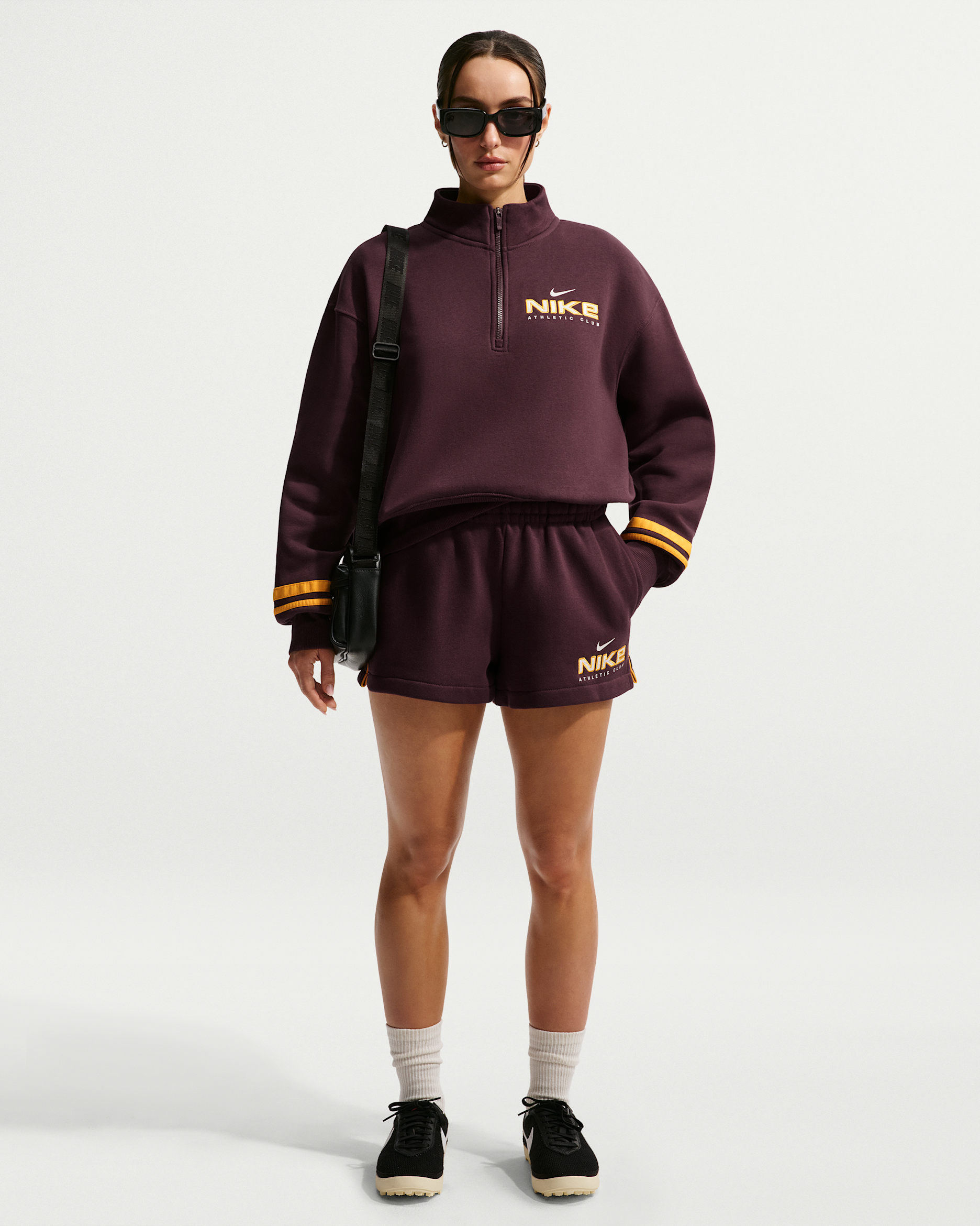 Nike Sportswear Women's Fleece Shorts - Burgundy Crush