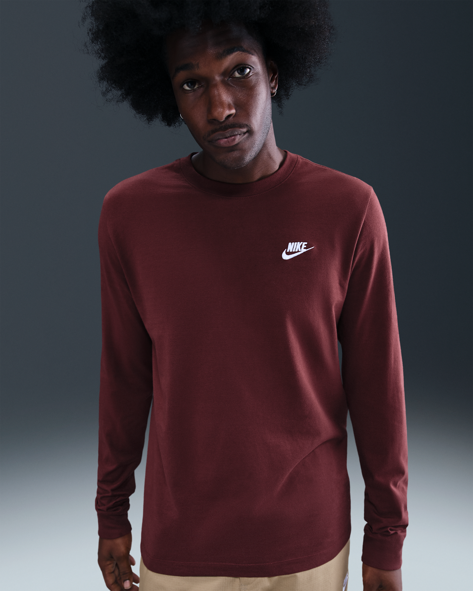 Nike Sportswear Club Men's Long-Sleeve T-Shirt - Dark Team Red