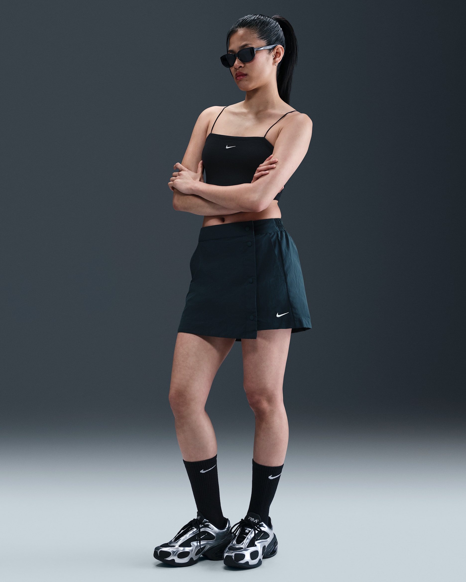 나이키 스포츠웨어 에센셜 여성 우븐 스코트 - 아머리 네이비/화이트