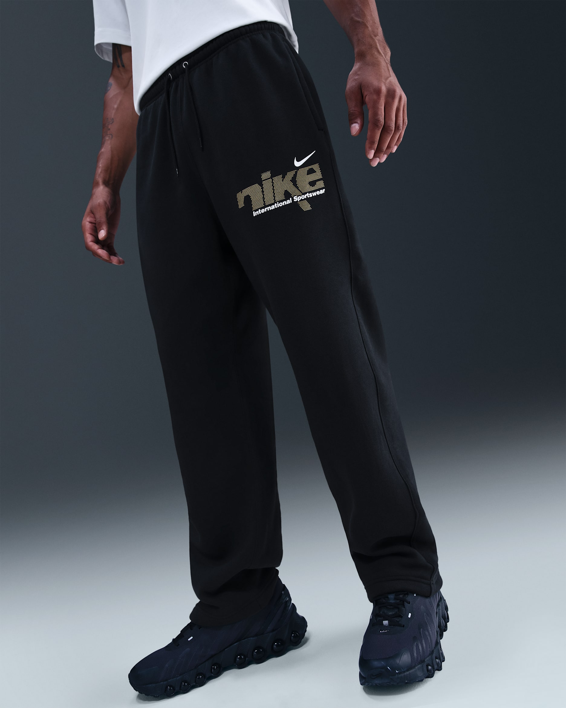Nike Sportswear Club Men's Bungee Pants