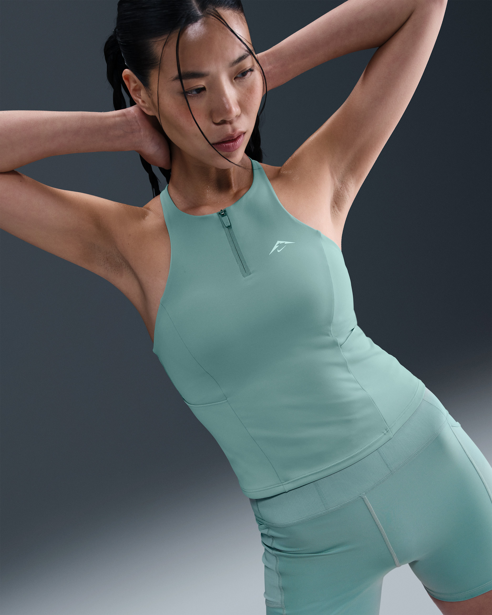 ナイキ トレイル ウィメンズ ミディアムサポート パッディド スポーツブラ タンクトップ - キャノン