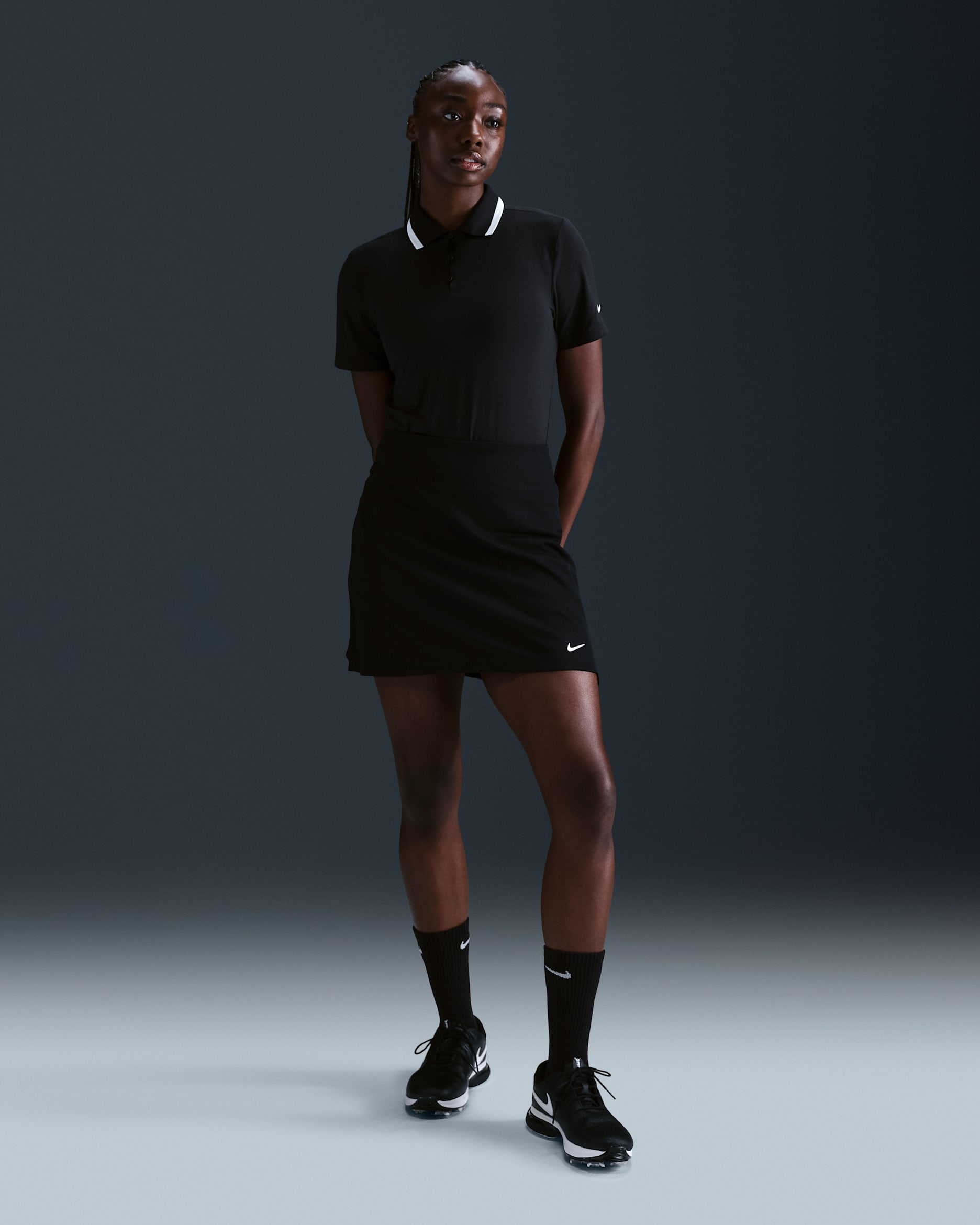 Nike Tour Dri-FIT ADV golfskjørt til dame - Svart/Hvit