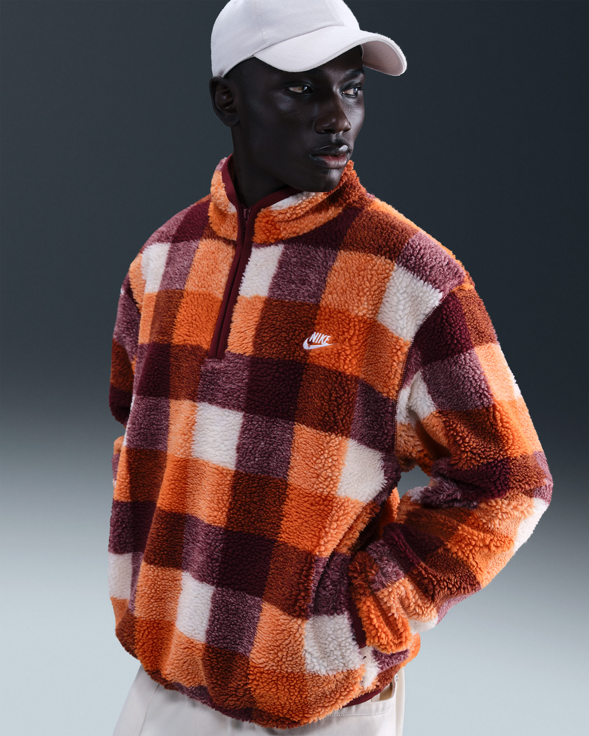 Nike Club Men's Winterized Half-Zip - Pearl White/Dark Team Red/Campfire Orange/White