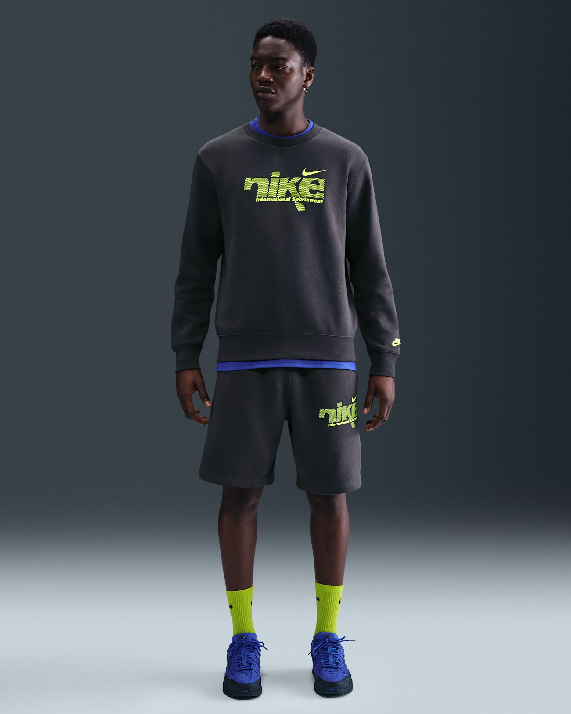 Nike Sportswear Club Men's Fleece Shorts - Anthracite/Volt