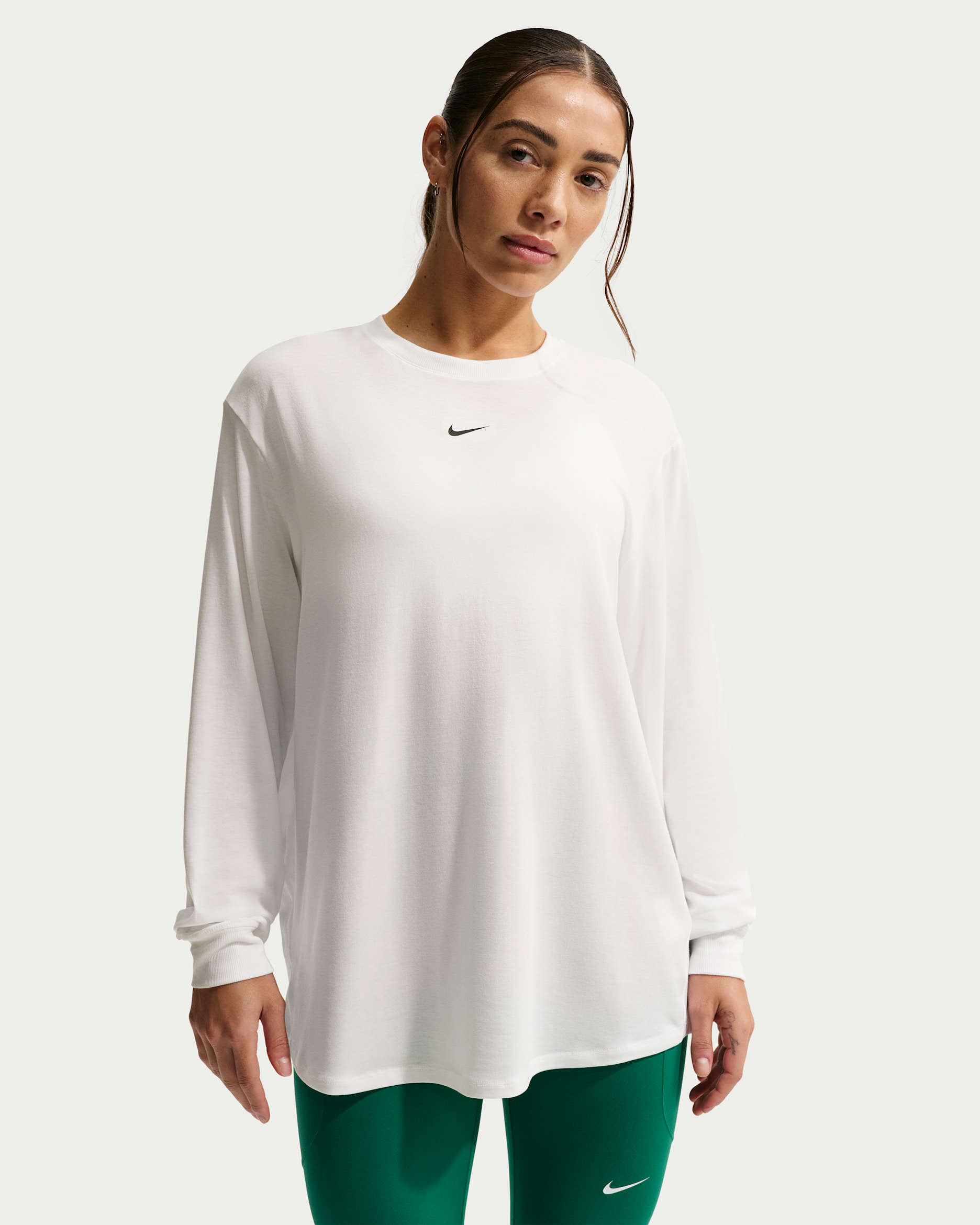 Nike One Relaxed Women's Dri-FIT Long-Sleeve Top - White/Black