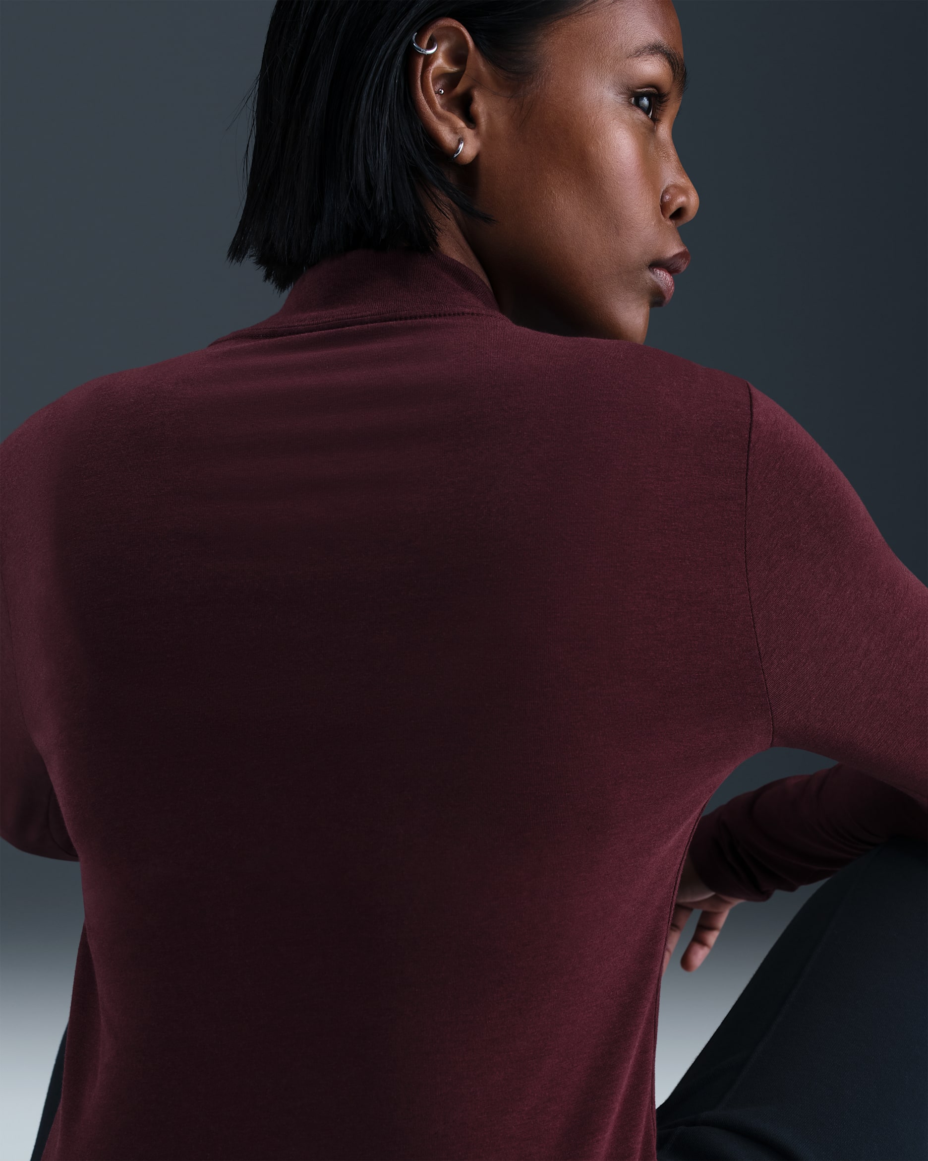 Nike Sportswear Chill Knit Women's Slim Long-Sleeve Mock-Neck T-Shirt