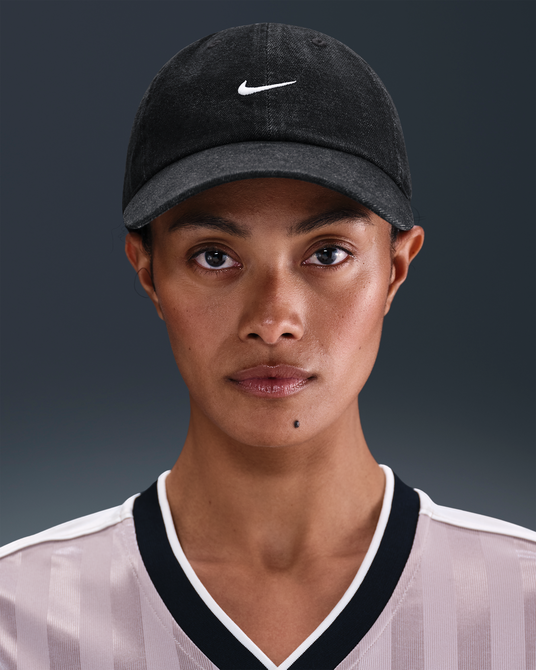 Nike Club Unstructured Denim Cap - Black/White