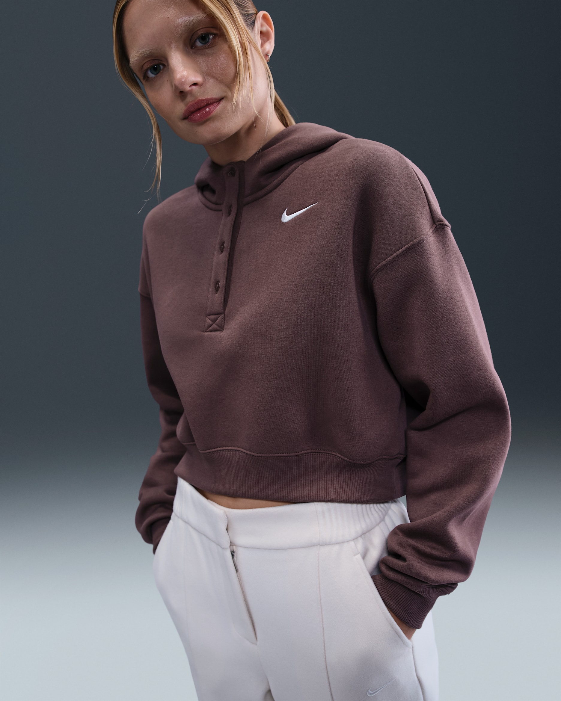 Nike Sportswear Phoenix ekstra stor Henley-hettegenser i fleece med avkortet passform til dame - Tattoo/Sail