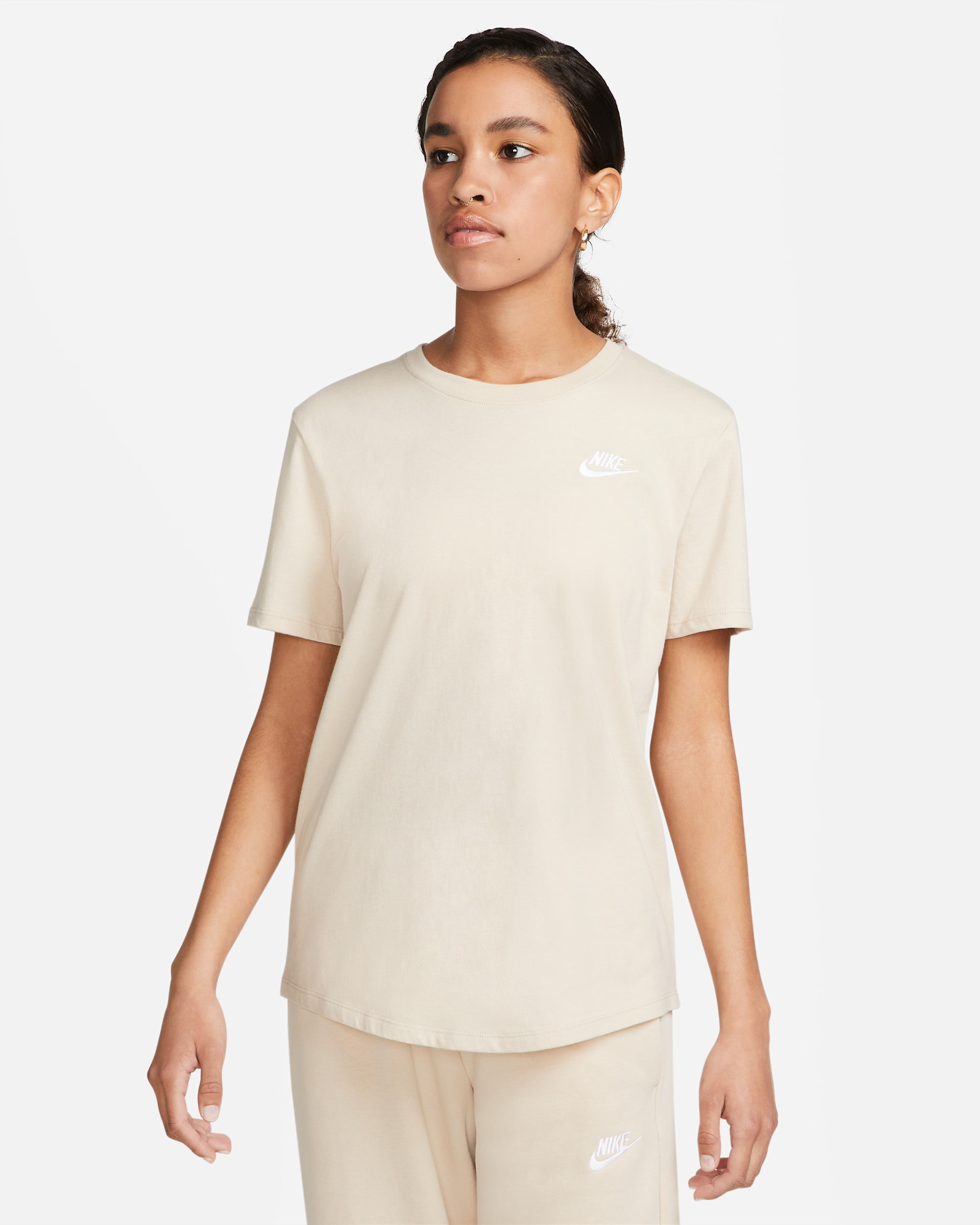 Nike Sportswear Club Essentials Women's T-Shirt - Sand Drift/White