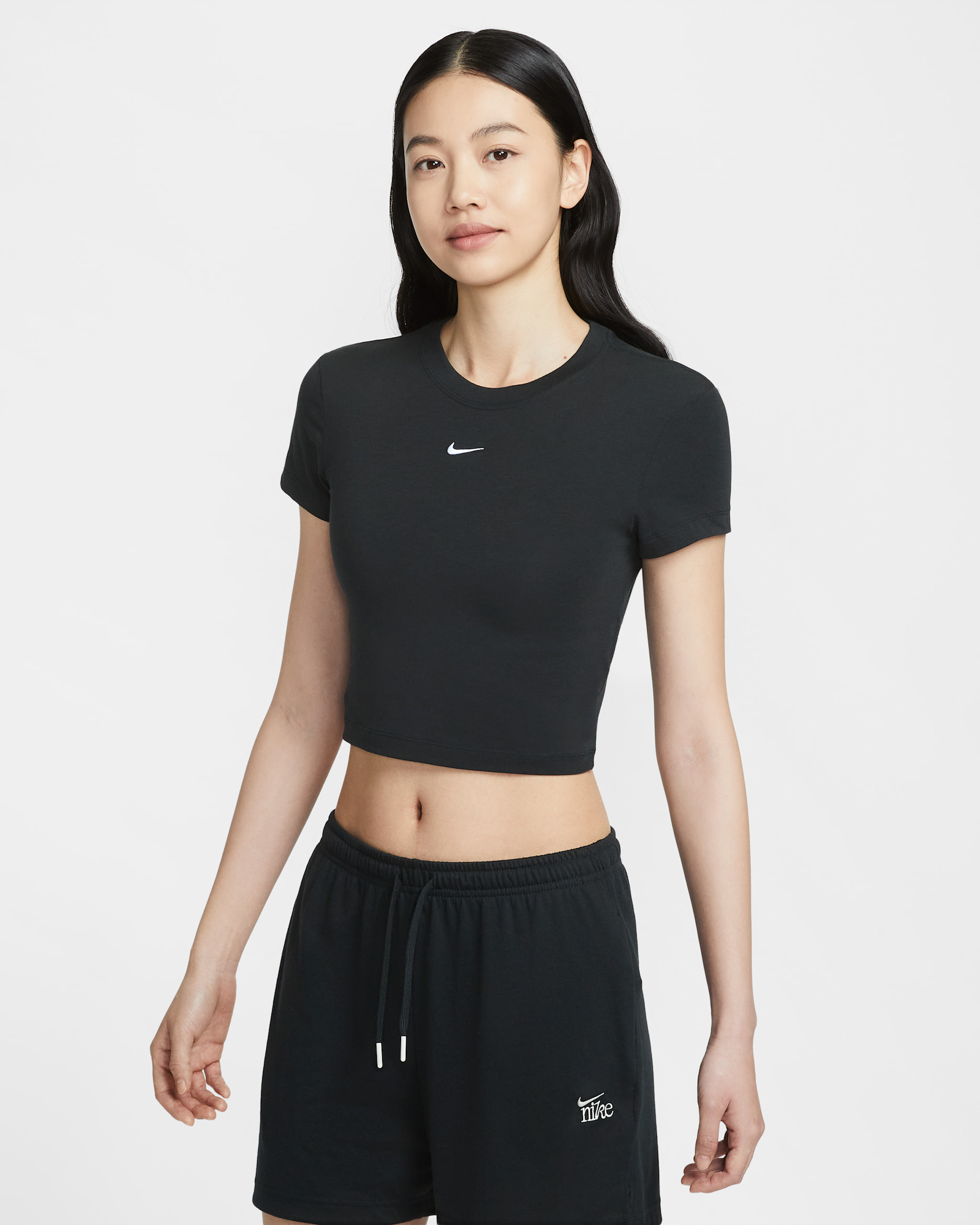 Nike Sportswear Chill Knit Women's Cropped T-Shirt - Black/White