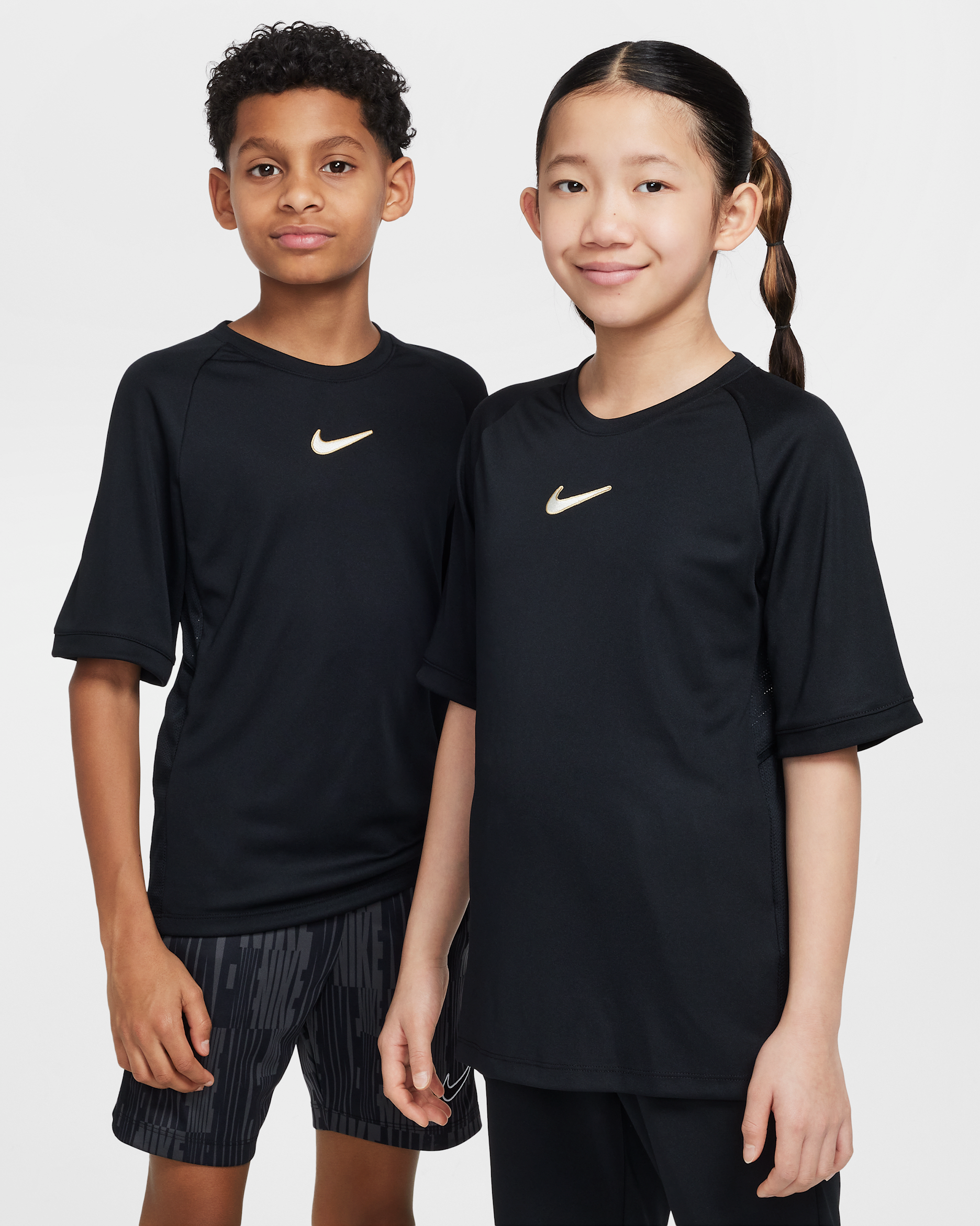 Nike Academy Dri-FIT Kısa Kollu Genç Çocuk Futbol Üstü - Siyah/Siyah/Pale Ivory/Pale Ivory