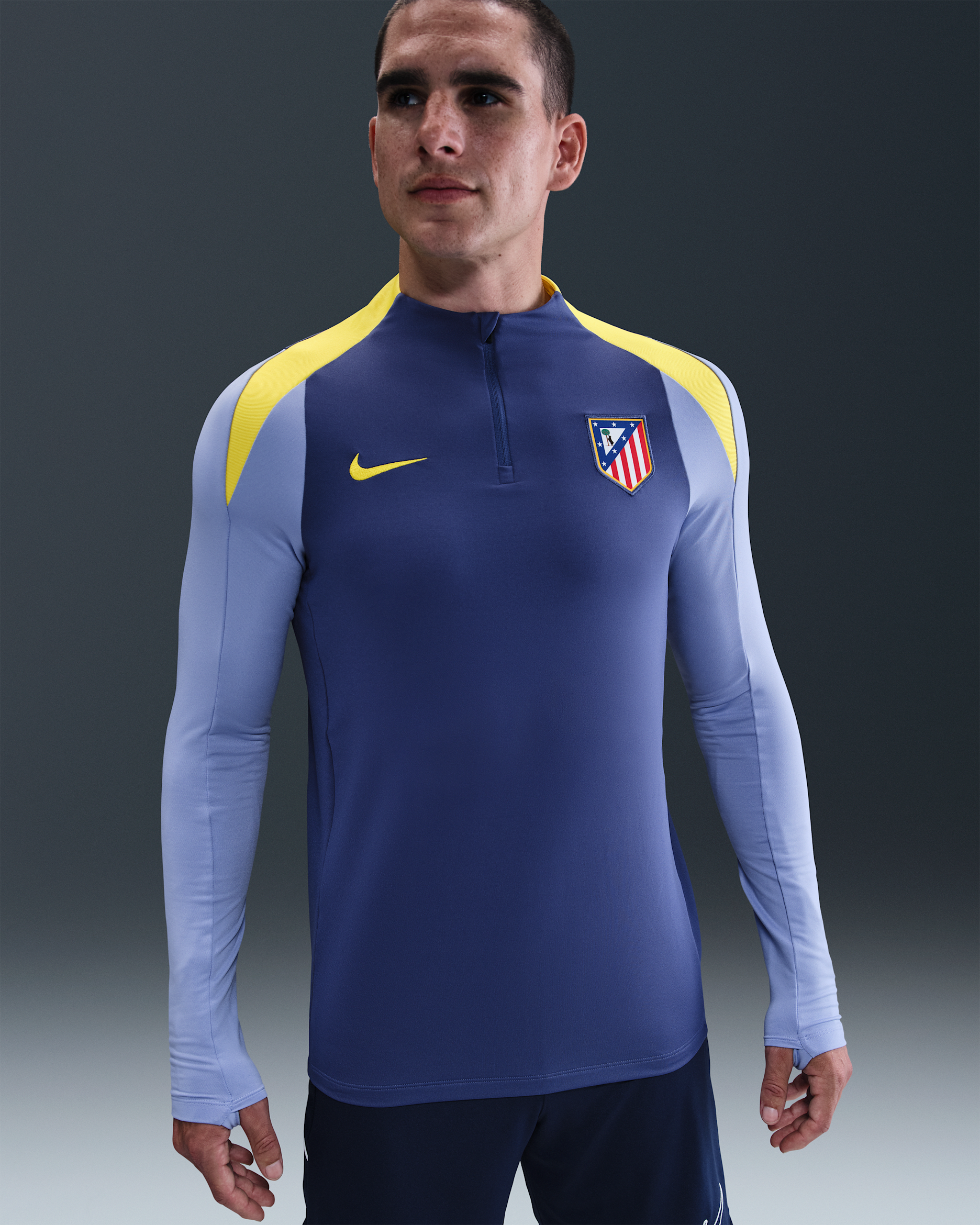 Atlético Madrid Strike Nike Dri-FIT Fußball-Drill-Oberteil für Herren - Dark Purple Dust/Light Thistle/Vibrant Yellow/Vibrant Yellow