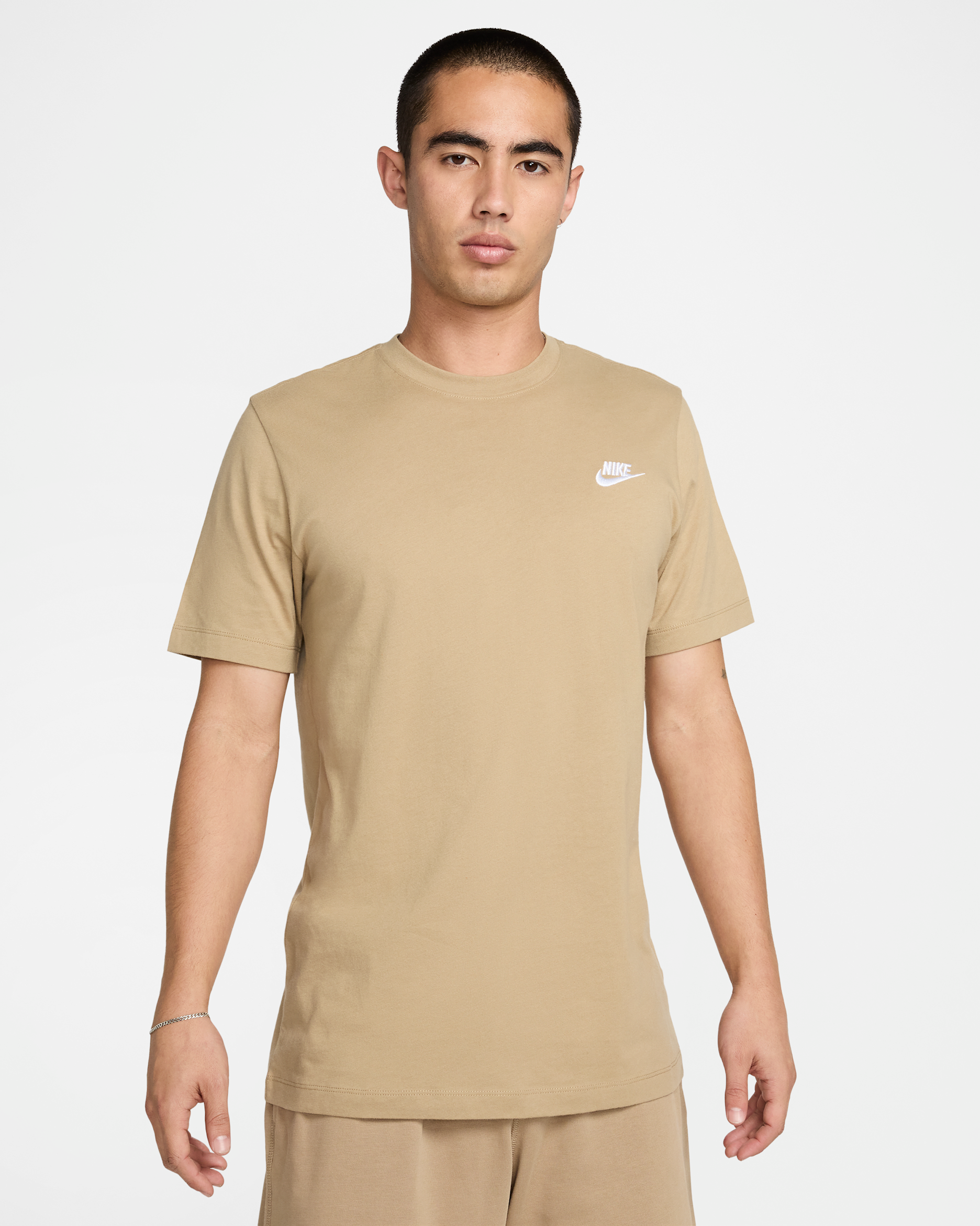 Nike Sportswear Club Men's T-Shirt - Parachute Beige