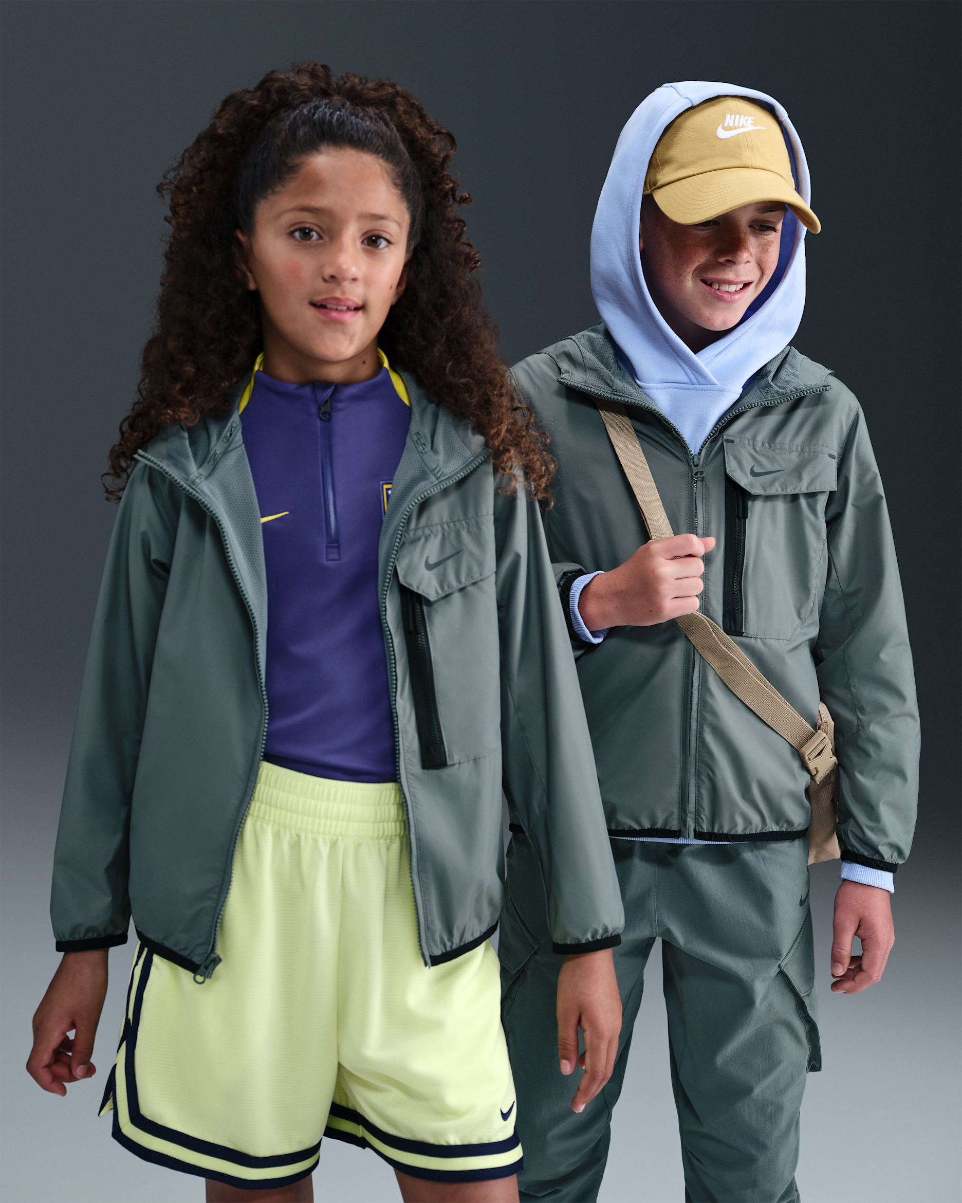 Nike Sportswear City Utility Older Kids' Jacket - Smoke Grey/Smoke Grey/Black