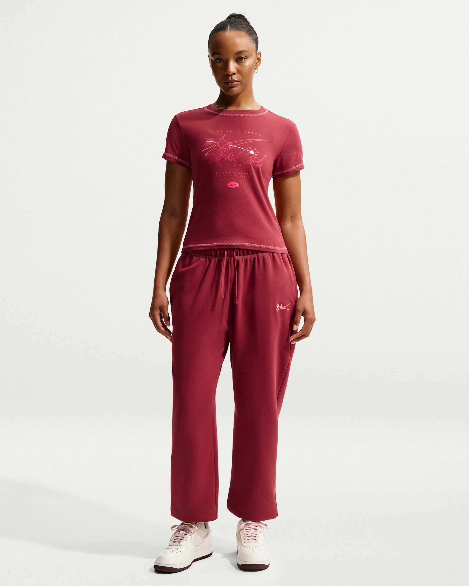 Nike Sportswear Club Fleece Women's Mid-Rise Oversized Sweatpants - Team Crimson/Peony