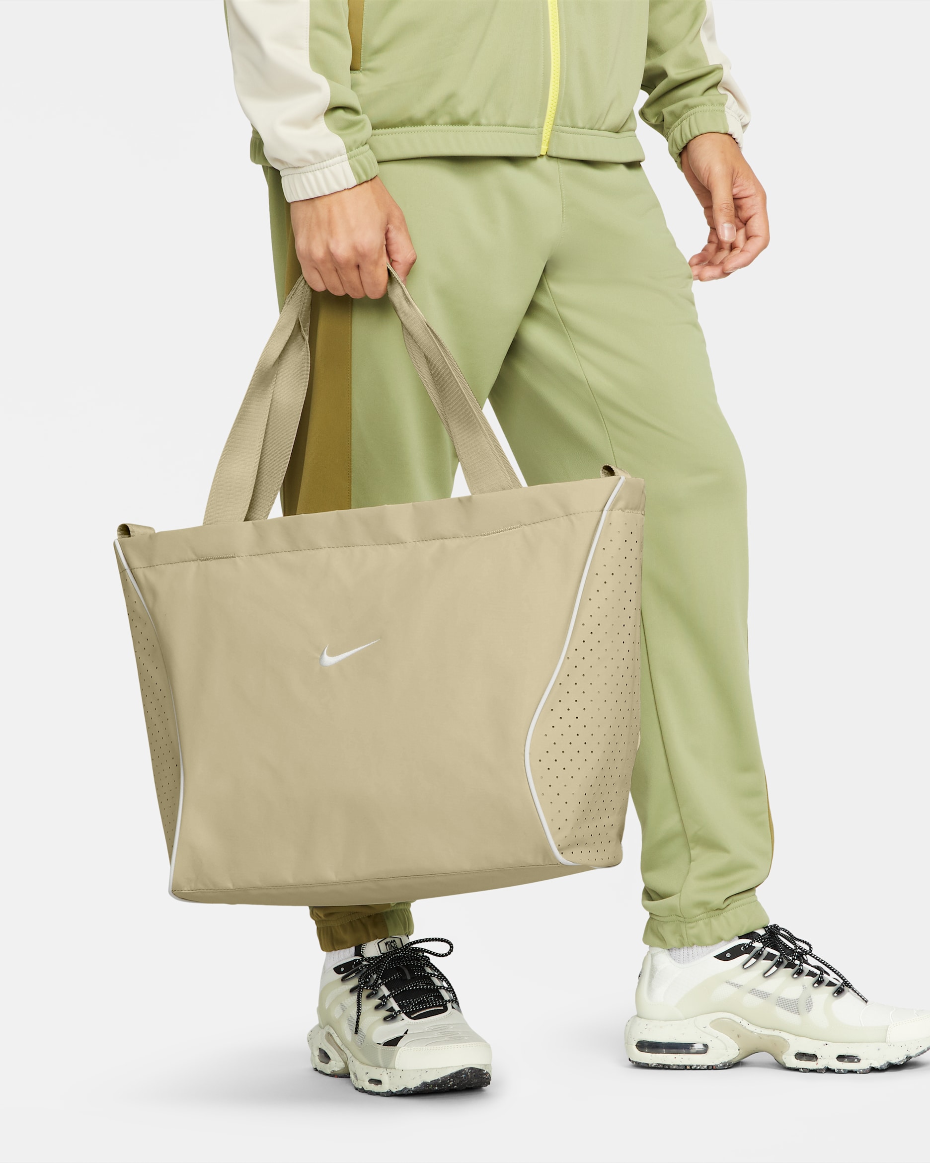 Nike Sportswear Essentials Tote Bag (26L) - Rattan/Rattan/Phantom
