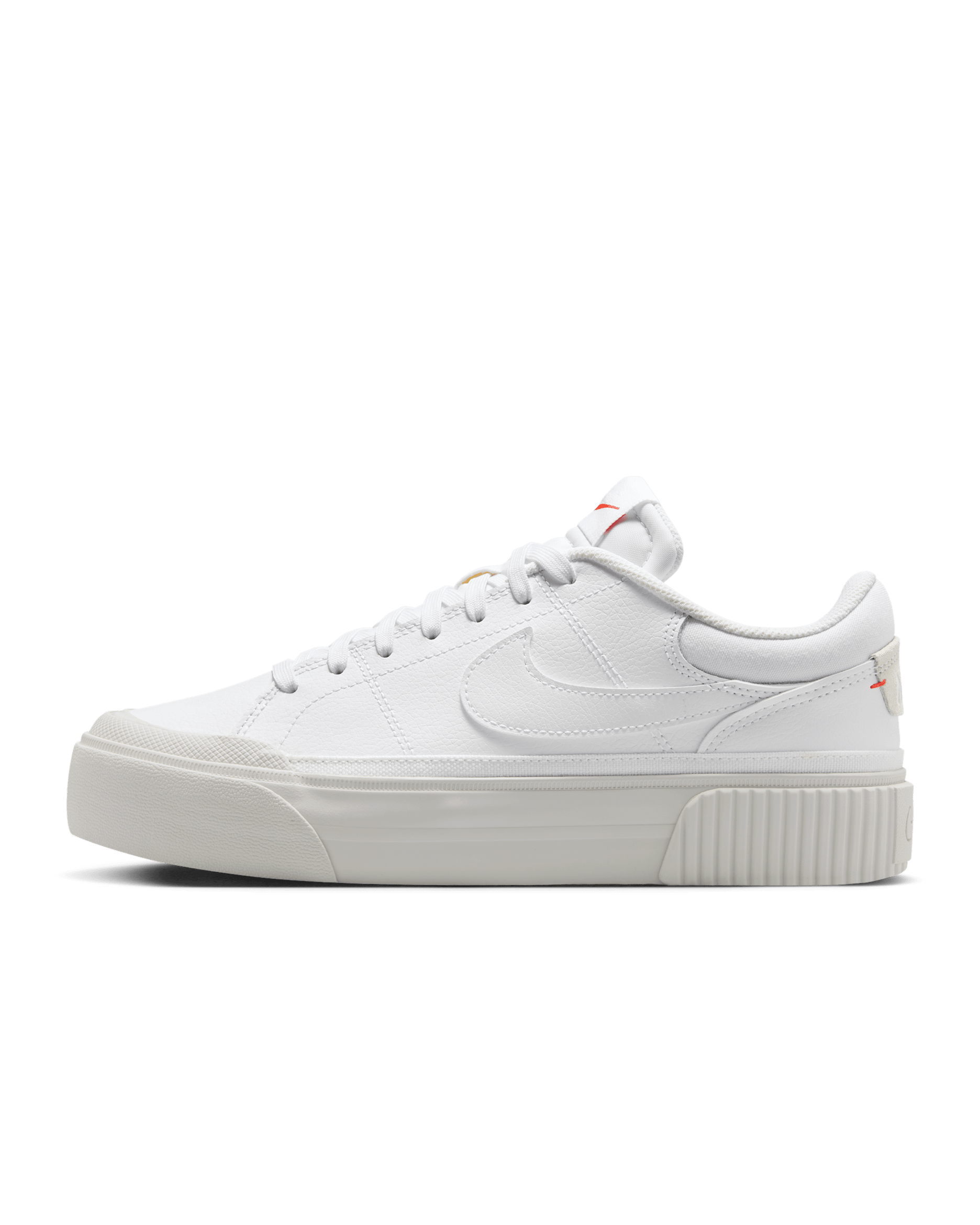 Tenis para mujer Nike Court Legacy Lift - Blanco/Rojo picante/Blanco cumbre/Polvo fotón