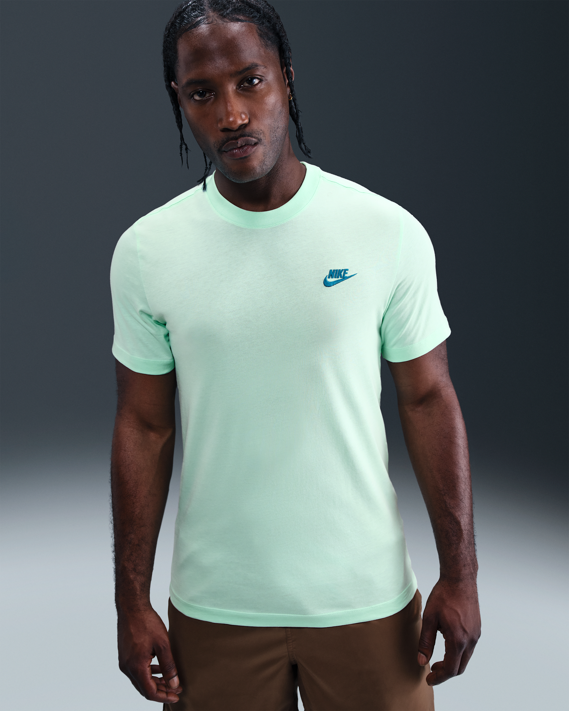 Nike Sportswear Club Men's T-Shirt - Mint Foam