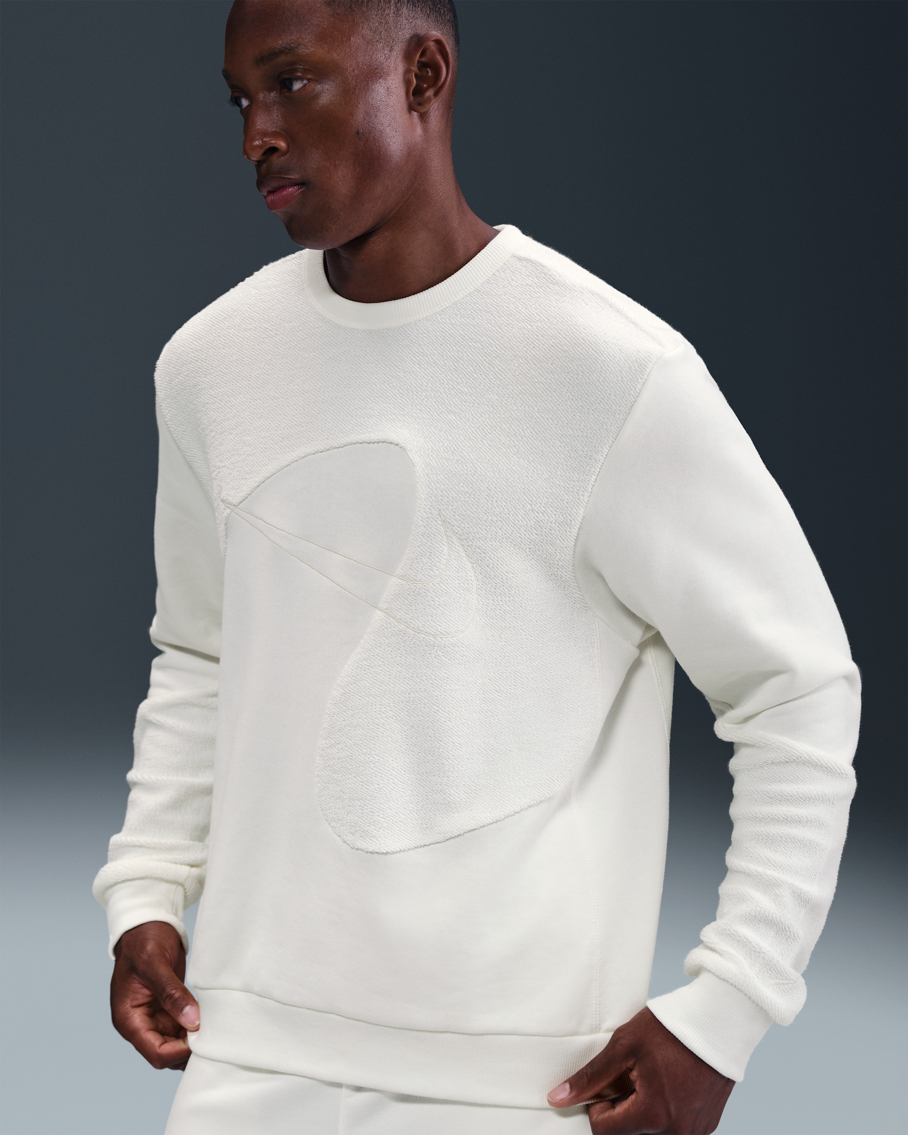 Giannis Standard Issue Men's Basketball Crew - Sail/Pale Ivory/Sail