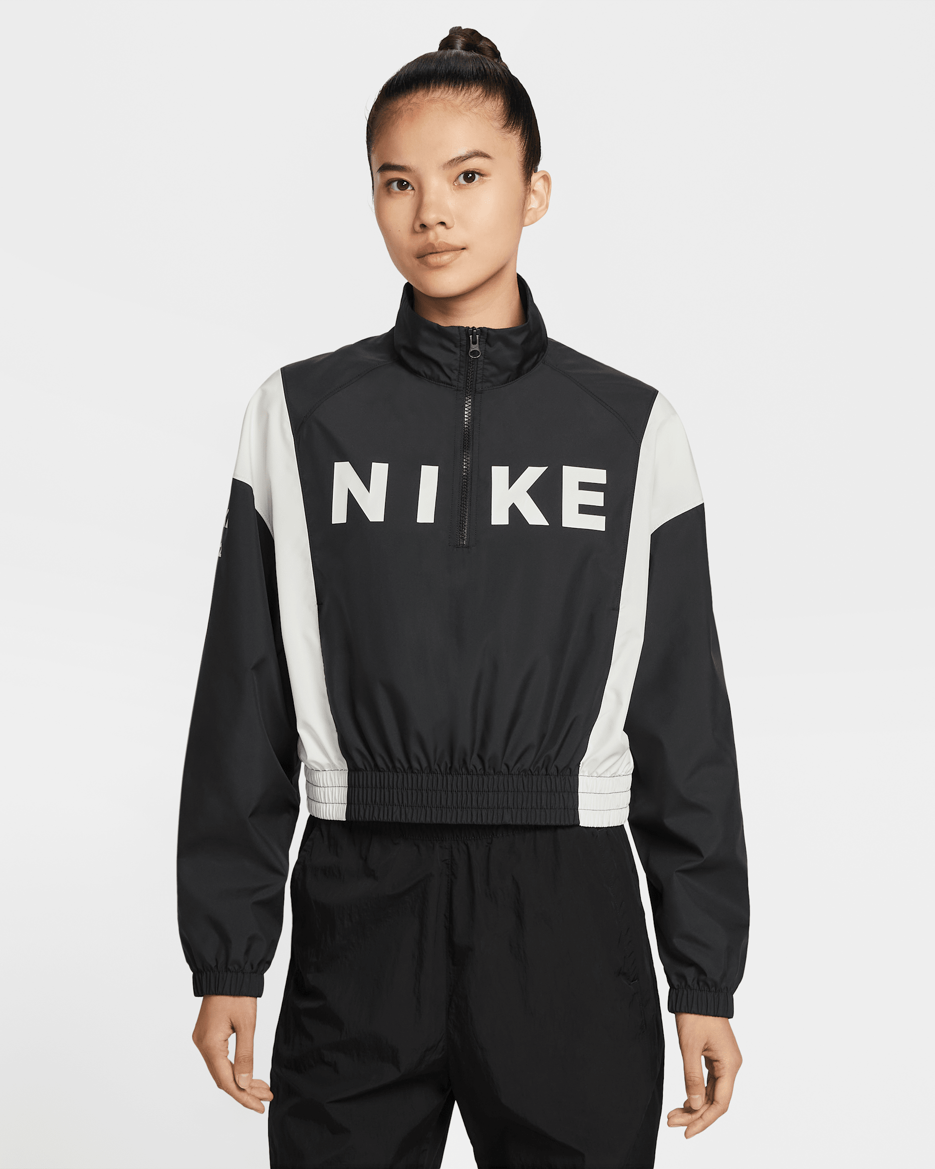 Nike Sportswear 女款梭織輕量 1/4 拉鍊外套 - 黑色/黑色/Sail