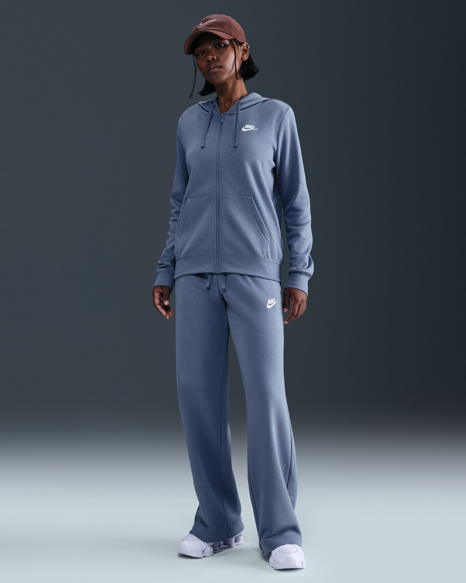 Nike Sportswear Club Fleece Women's Mid-Rise Wide-Leg Sweatpants - World Indigo/White