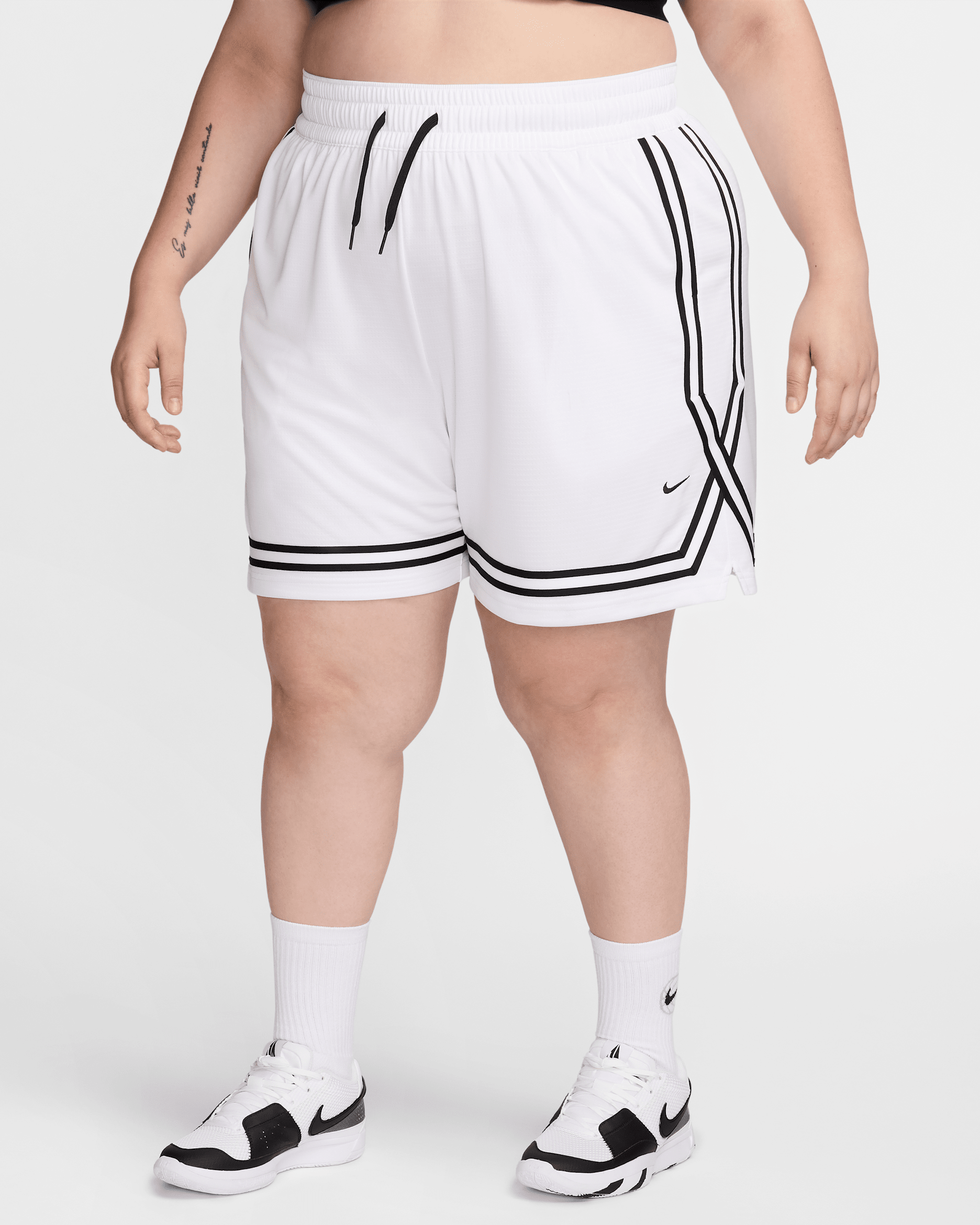Nike Crossover Women's Dri-FIT 7" Basketball Shorts (Plus Size) - White/Black/Black