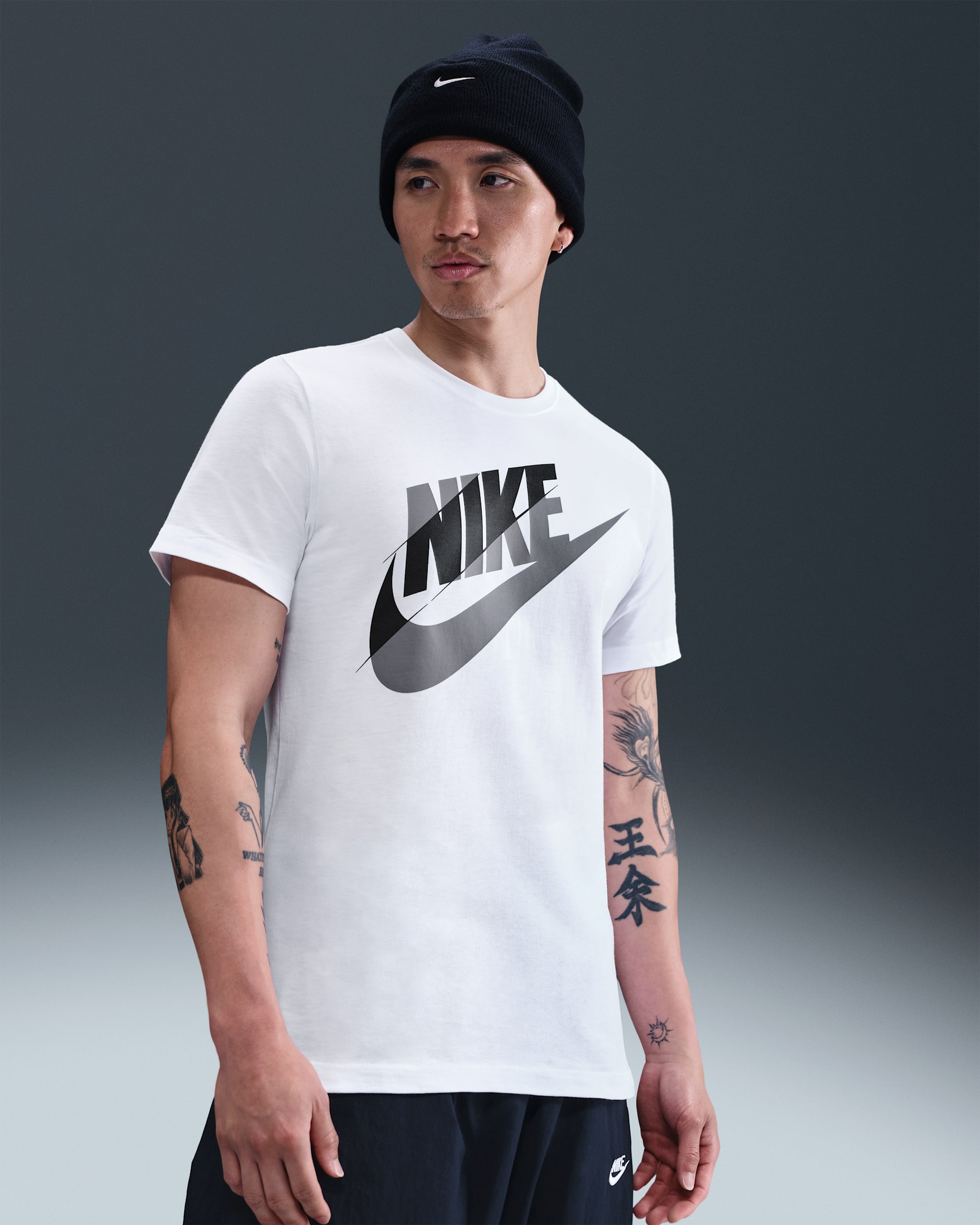 Nike Sportswear Men's T-Shirt - White
