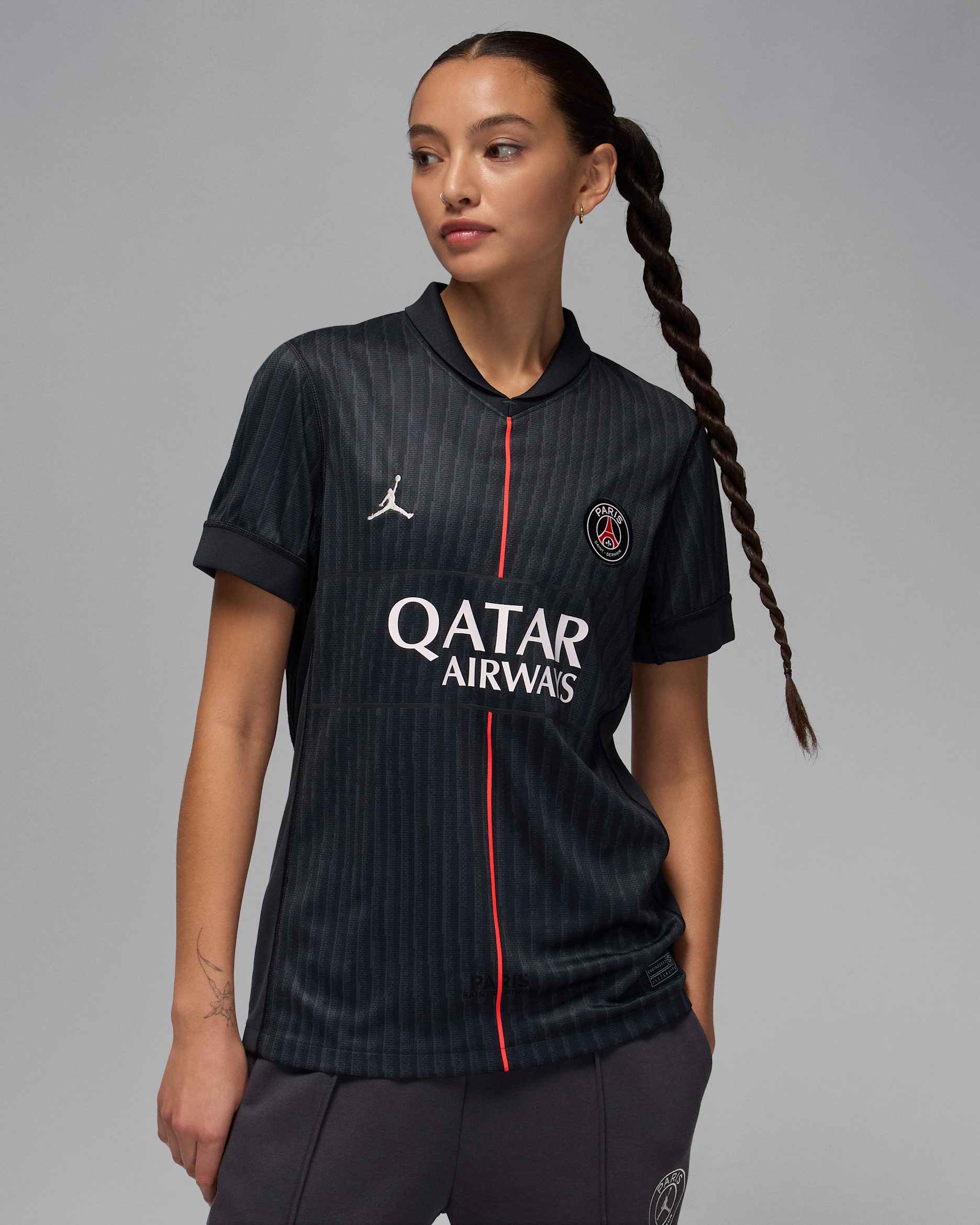 Paris Saint-Germain 2025/26 Stadium Jordan Dri-FIT replika fjerde fotballdrakt til dame - Off Noir/Svart/Pearl Pink