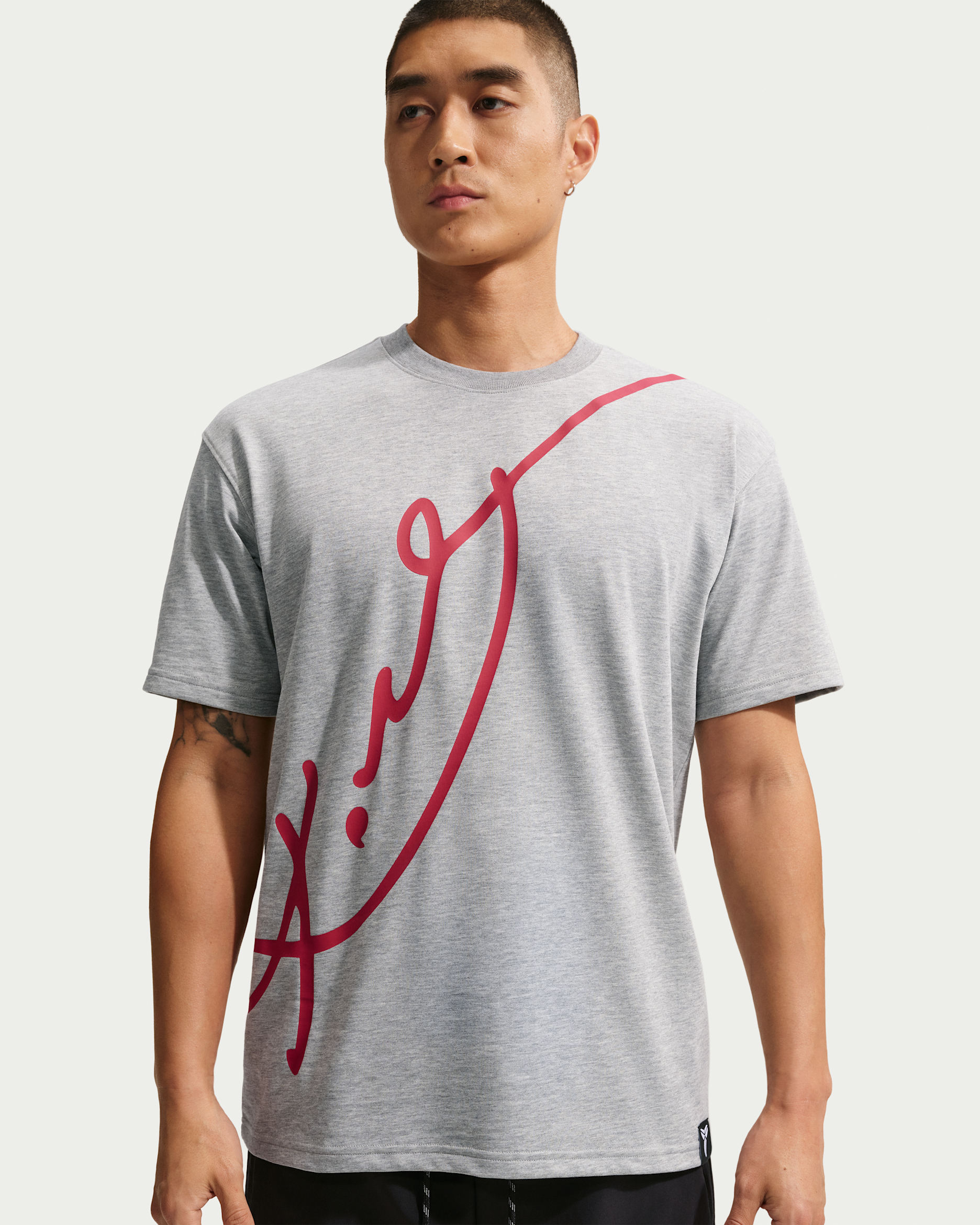 コービー メンズ Dri-FIT バスケットボール Tシャツ - ダークグレーヘザー