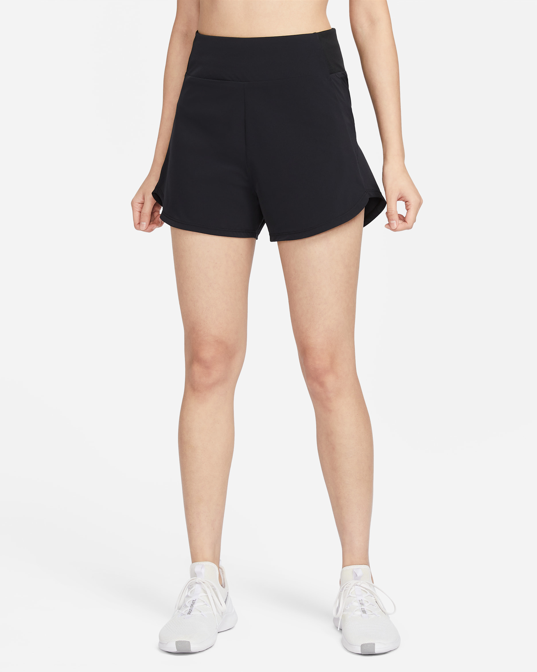 ナイキ Dri-FIT ブリス ウィメンズ ハイウエスト 8cm ショートパンツ (インナー付き) - ブラック