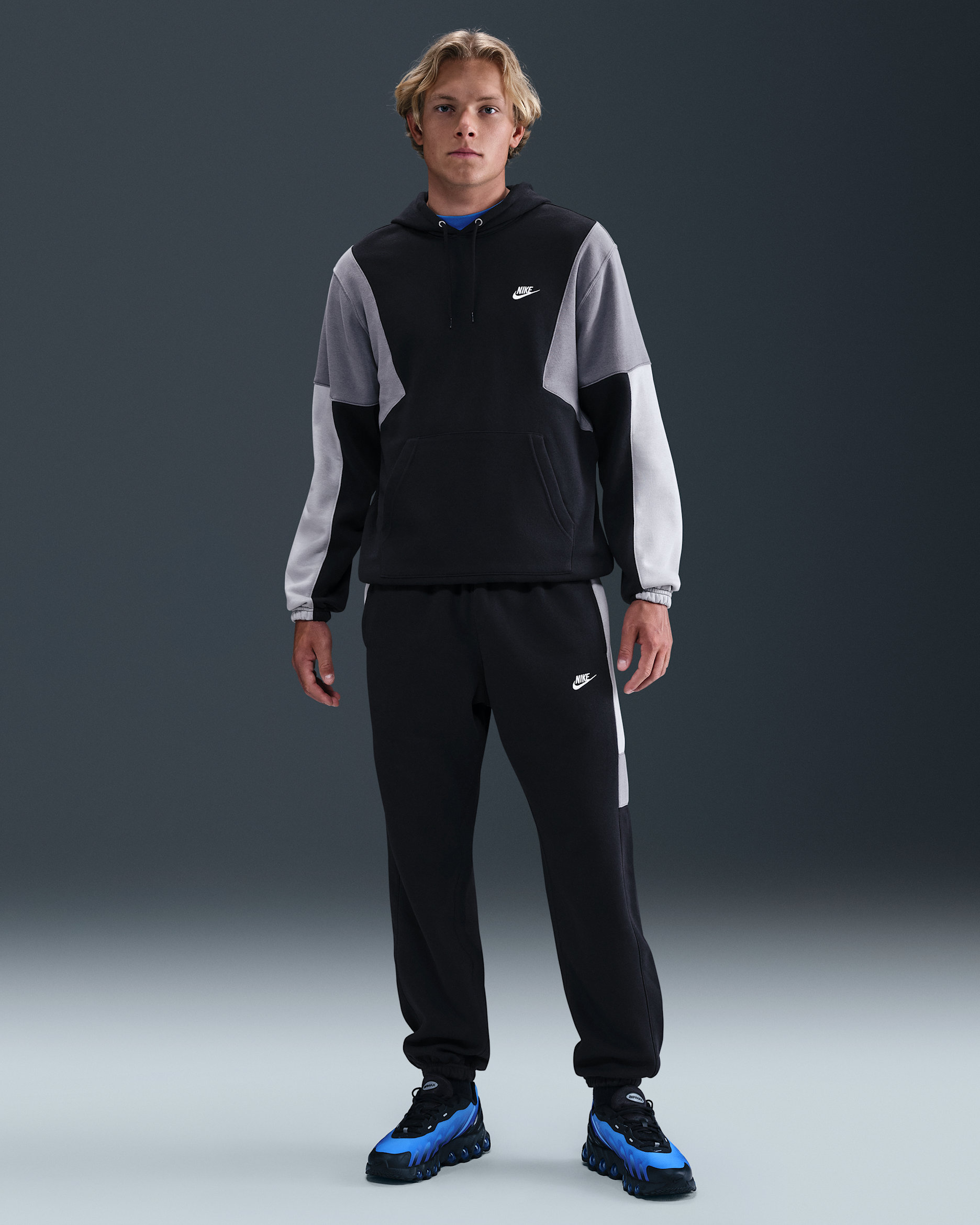 Fato de treino de lã cardada com capuz Nike Sportswear Club para homem - Preto/Cinzento Smoke claro/Cinzento Smoke/Branco
