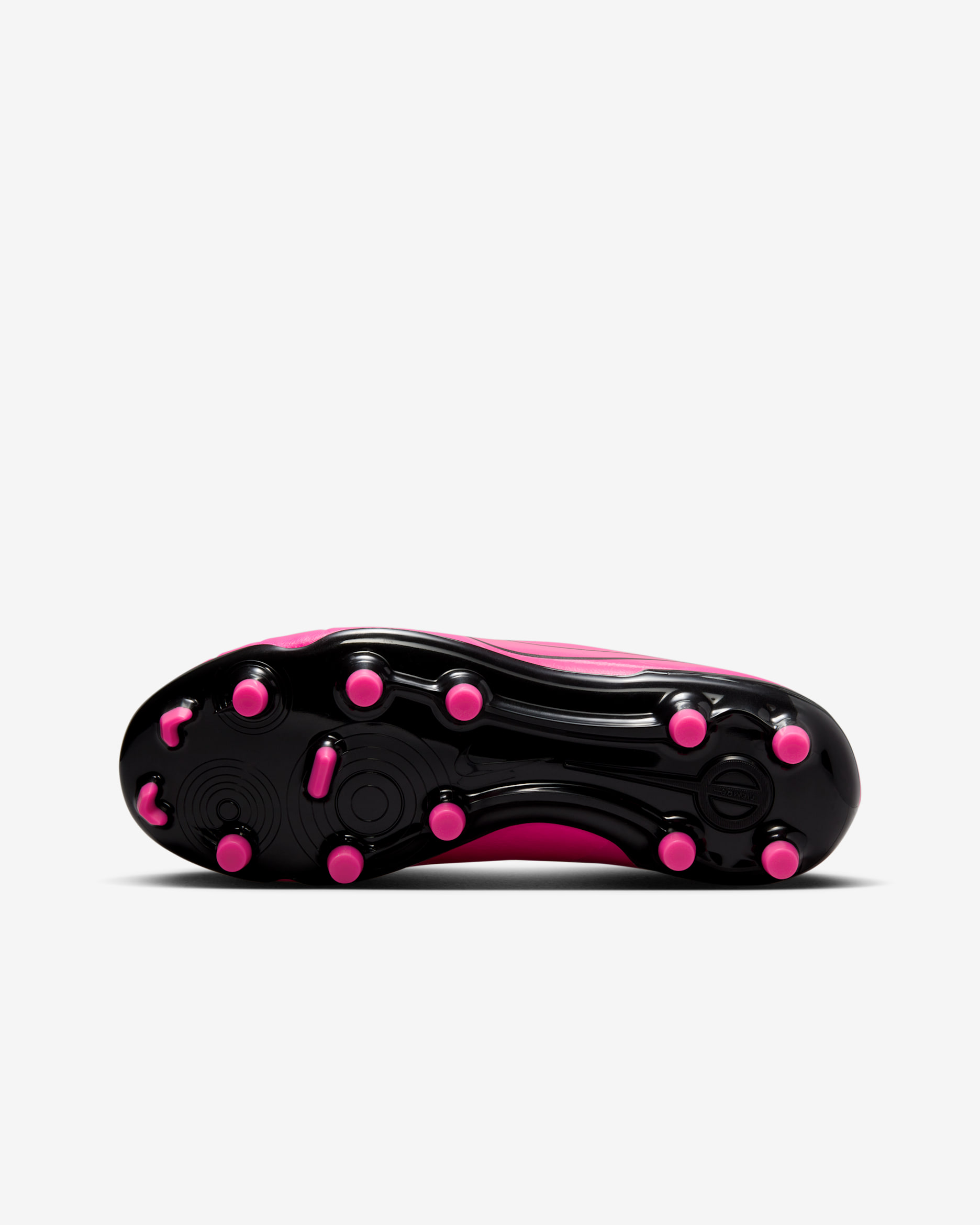 Nike Jr. Tiempo Legend 10 Club Little/Big Kids' Multi-Ground Low-Top Soccer Cleats