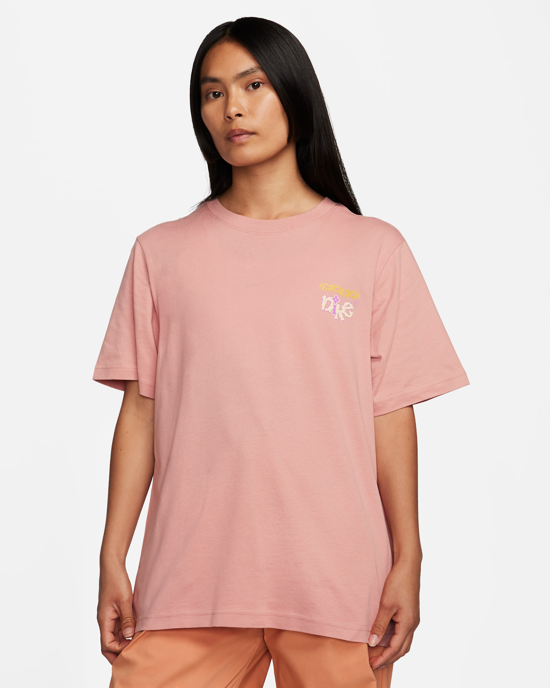 Nike Sportswear Women's T-shirt - Red Stardust