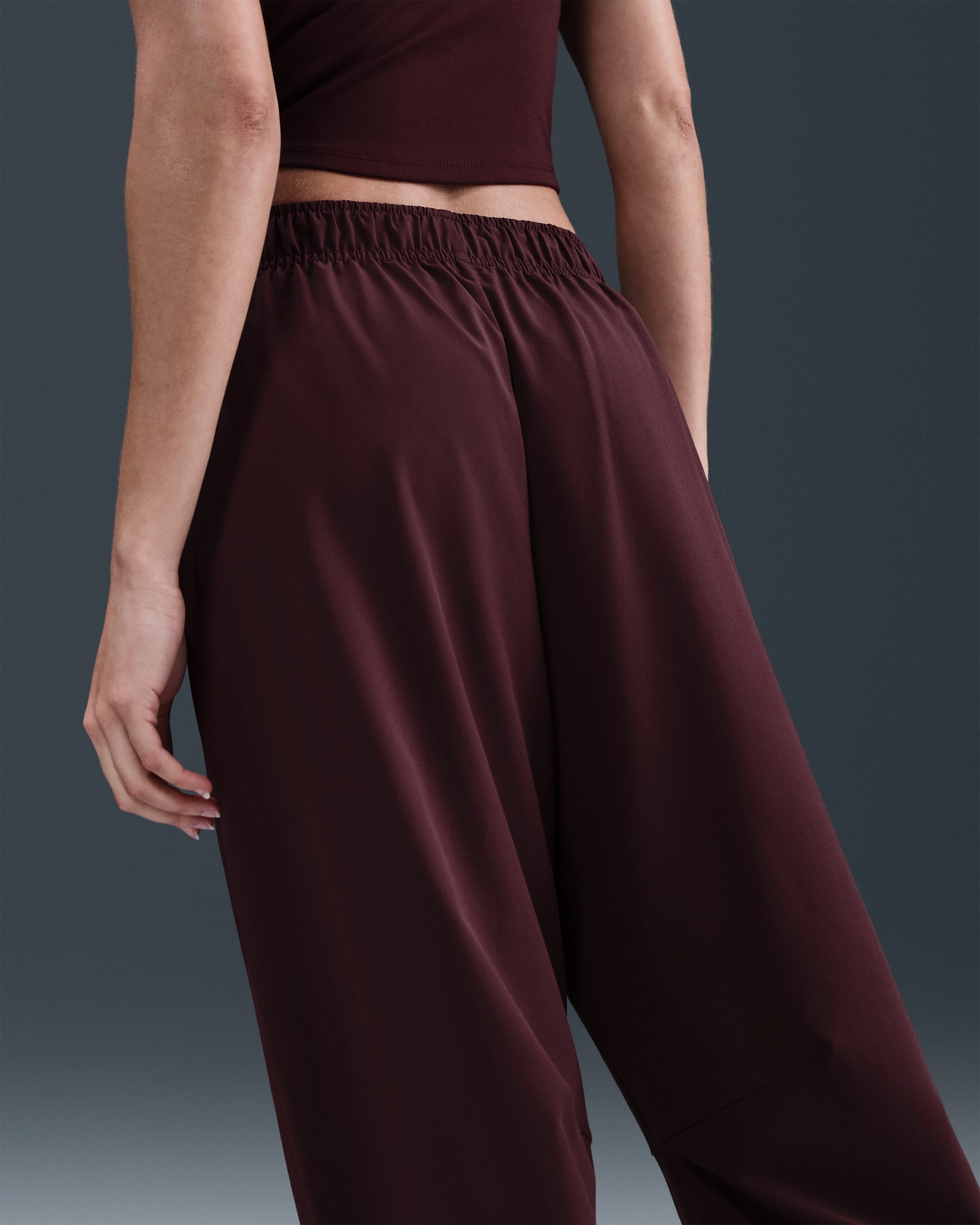 Nike One Women's Repel High-Waisted Woven Pants