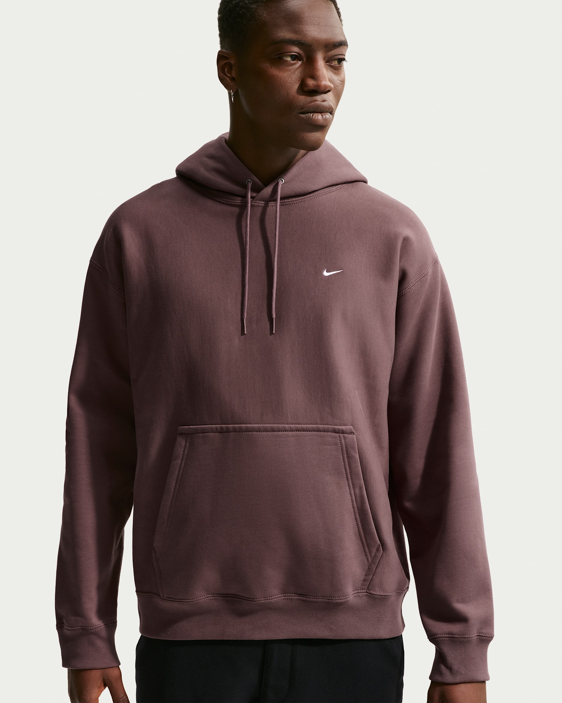 Nike Solo Swoosh kapucnis, belebújós férfipulóver - Tattoo/Fehér