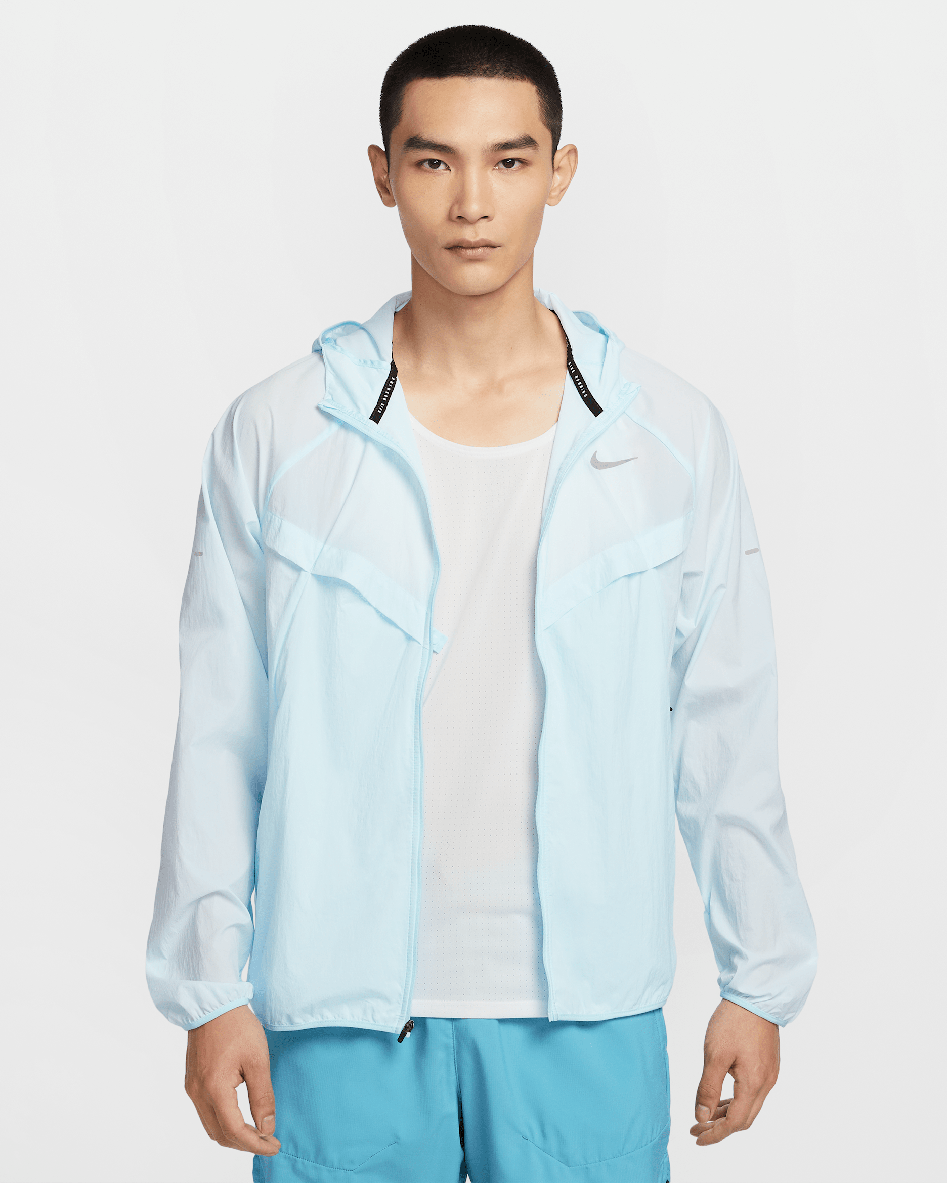 เสื้อแจ็คเก็ตวิ่งผู้ชาย Repel UV Nike Stride - Glacier Blue/Glacier Blue